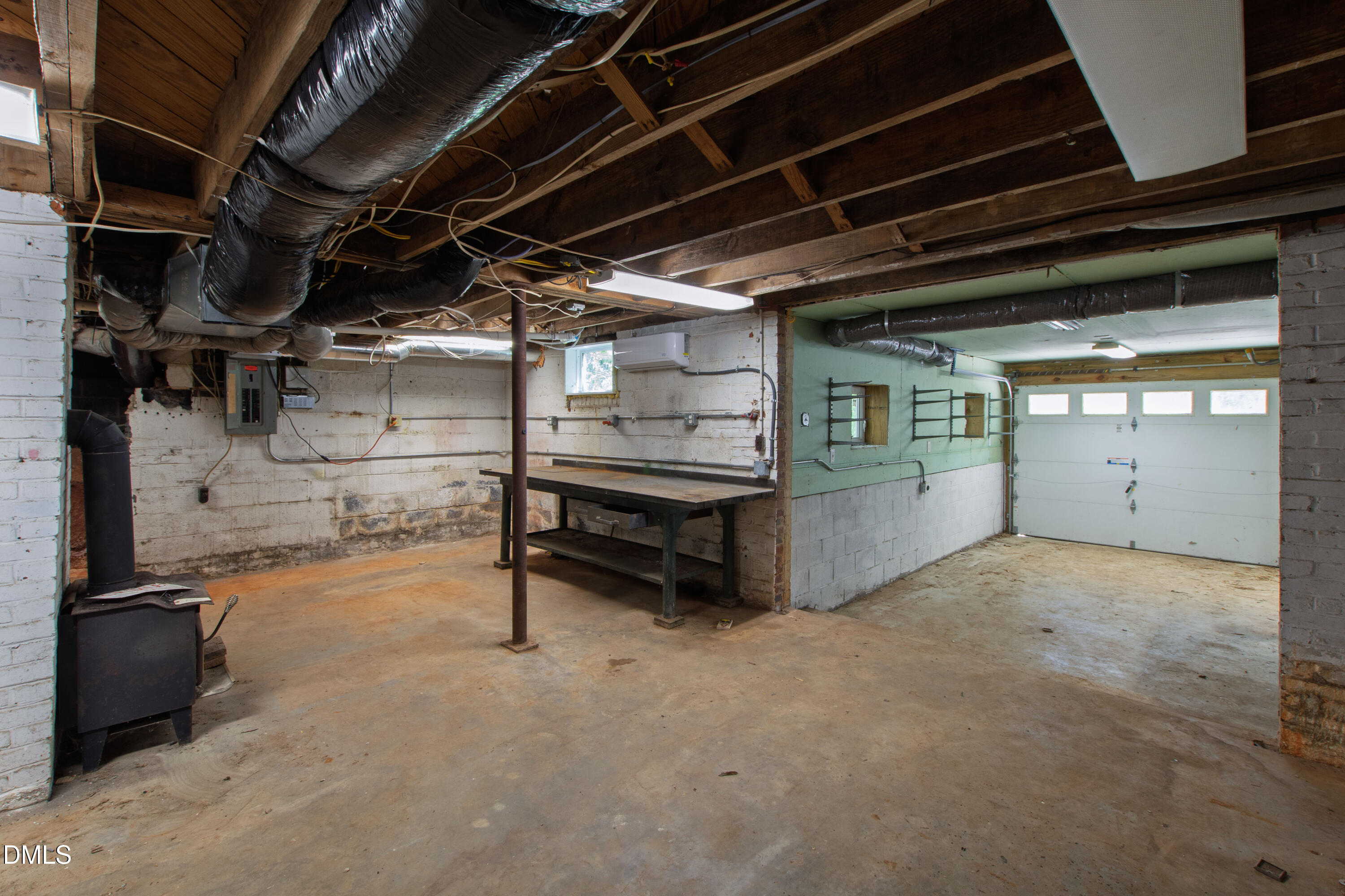 821 Lake Boone Trail