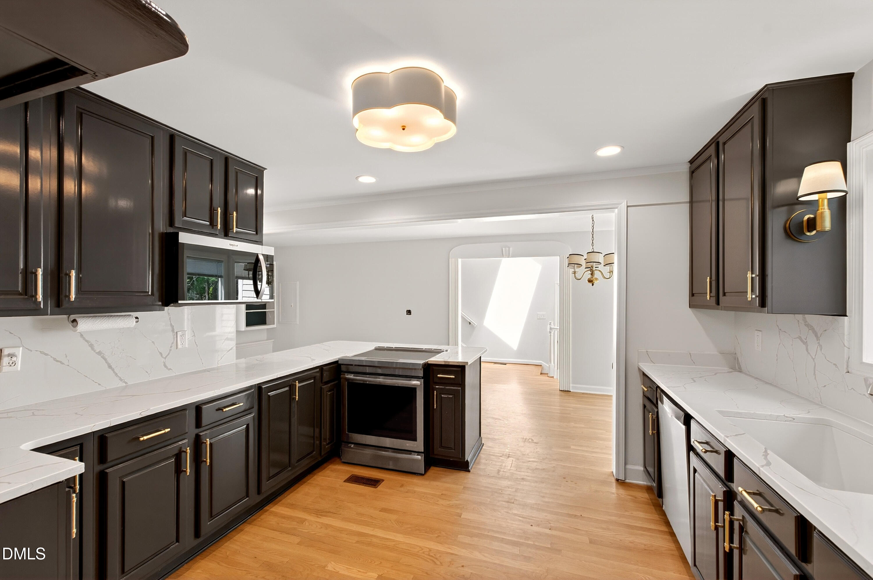 821 Lake Boone Trail
