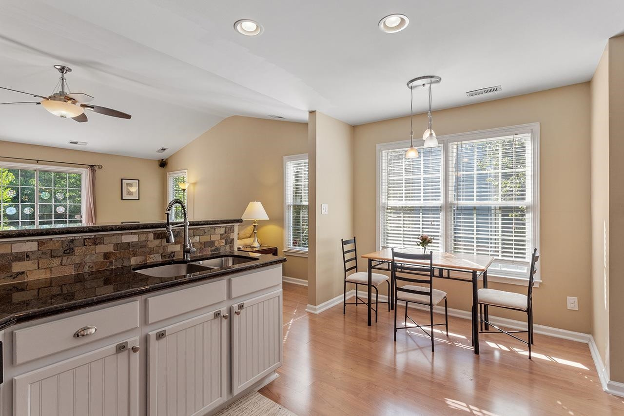 7 Spring Glen Court