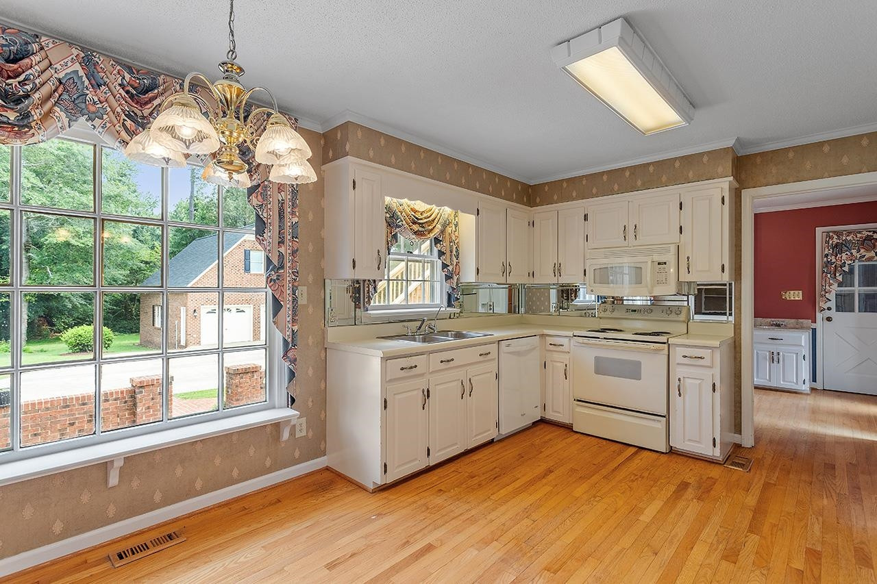 3167 Jonesboro Road