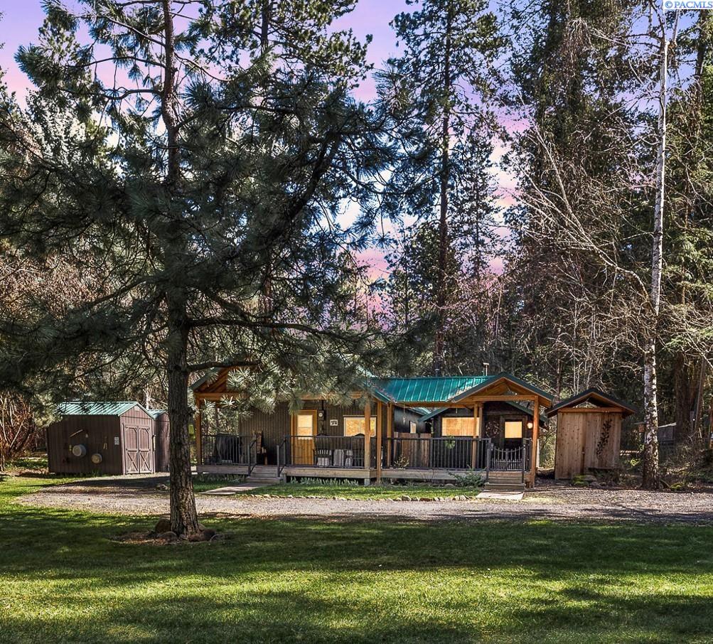 100-102 Mountain Home Park