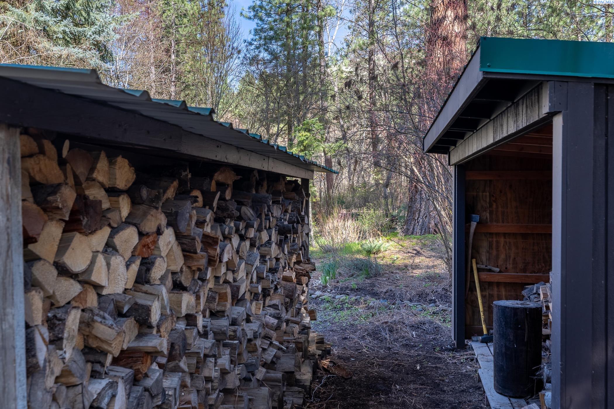 100-102 Mountain Home Park