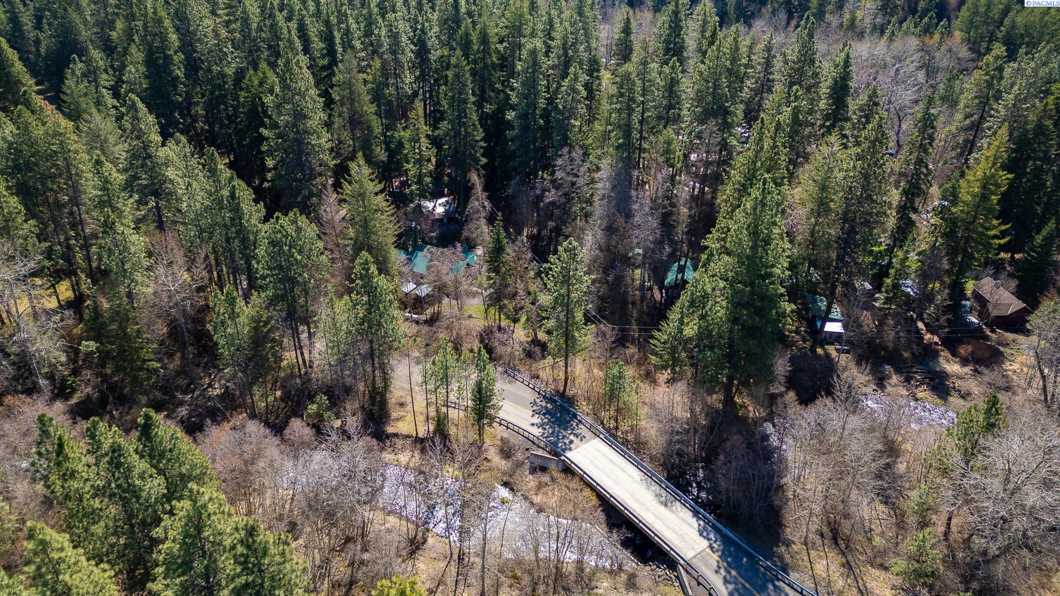 100-102 Mountain Home Park