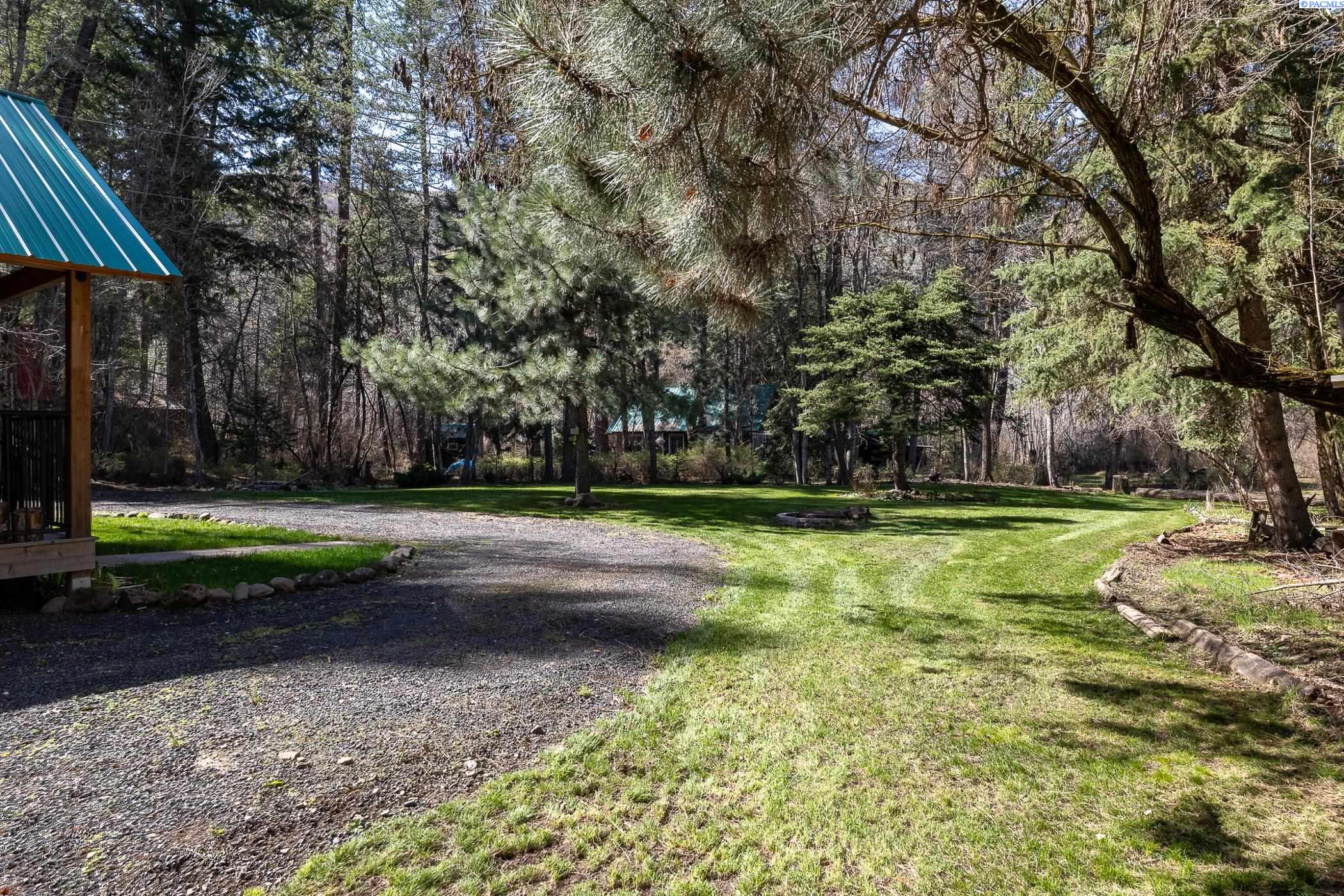 100-102 Mountain Home Park