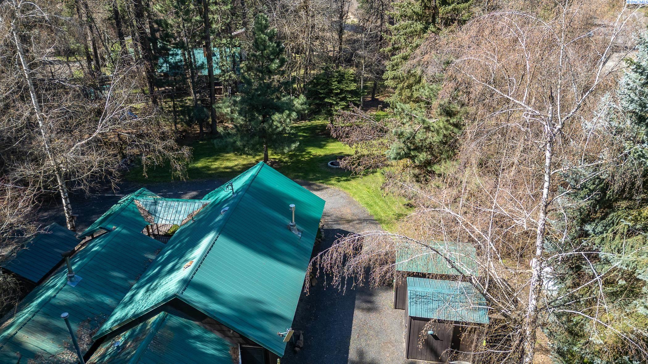 100-102 Mountain Home Park