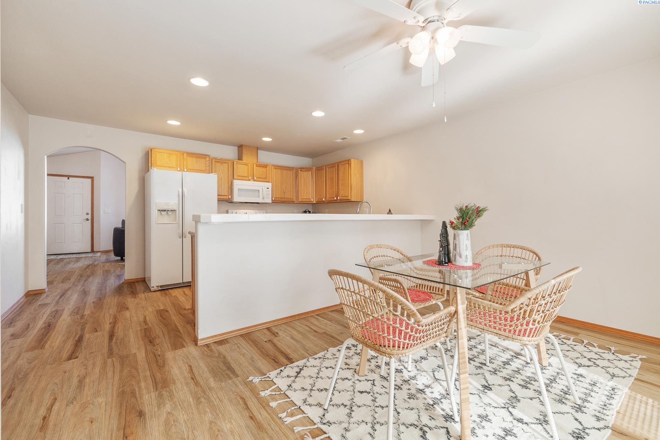 2515 W Grand Ronde Ave Unit C