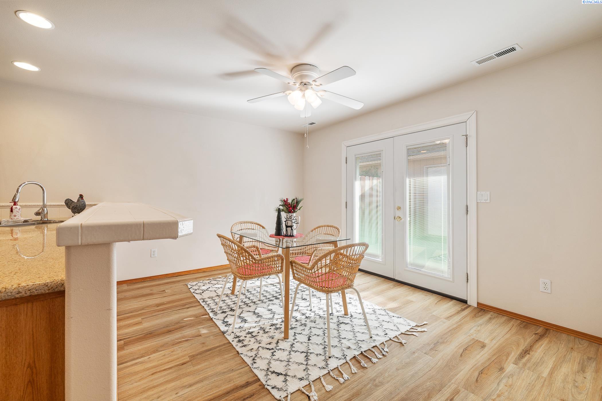 2515 W Grand Ronde Ave Unit C