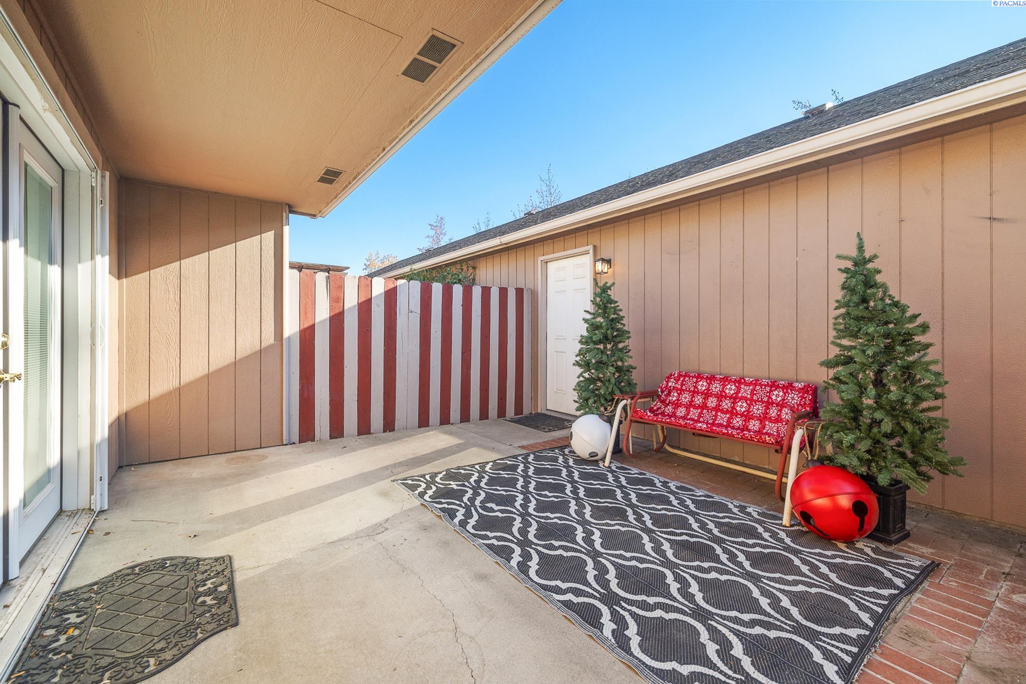 2515 W Grand Ronde Ave Unit C