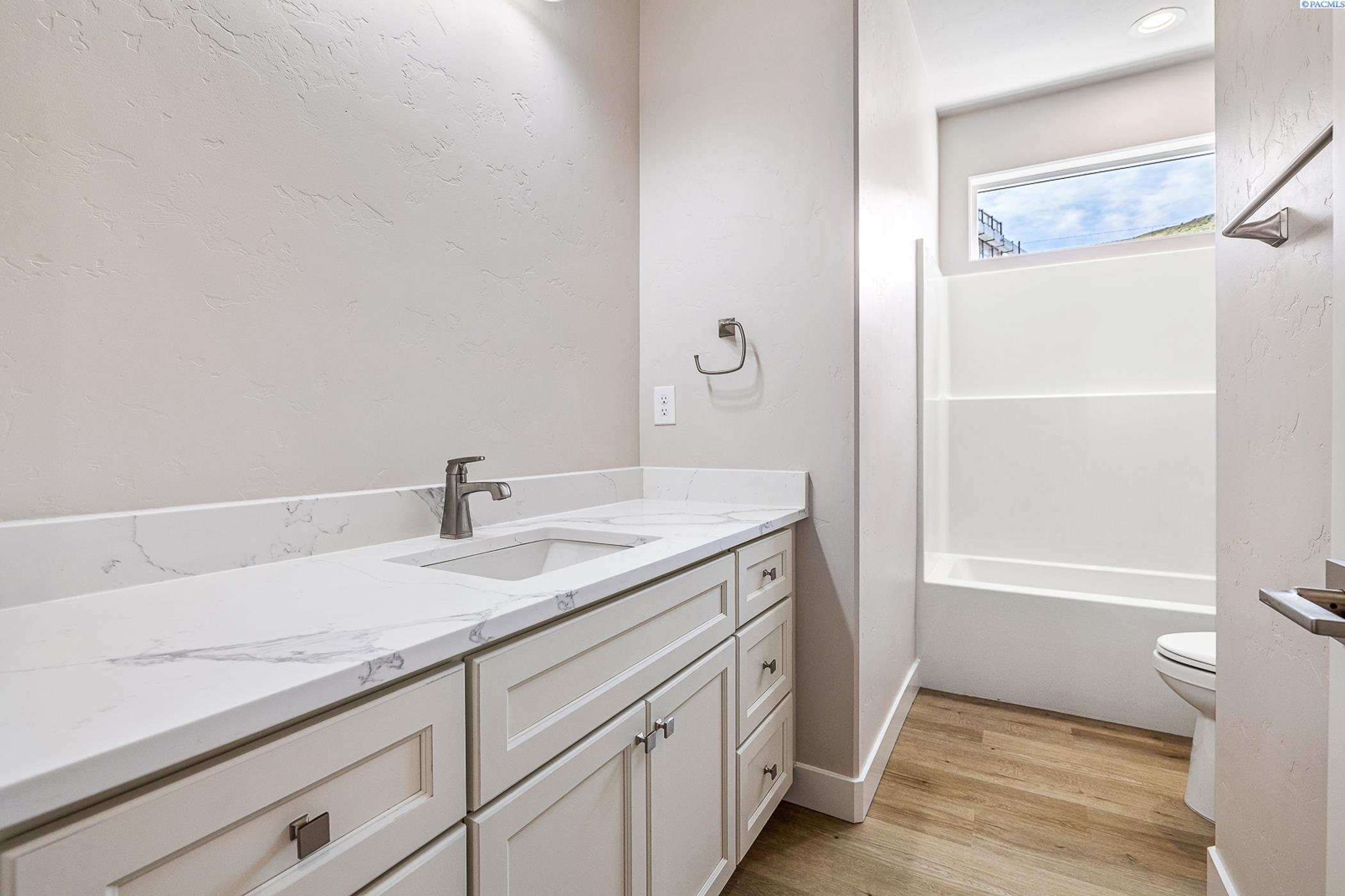 1072 Makah Court