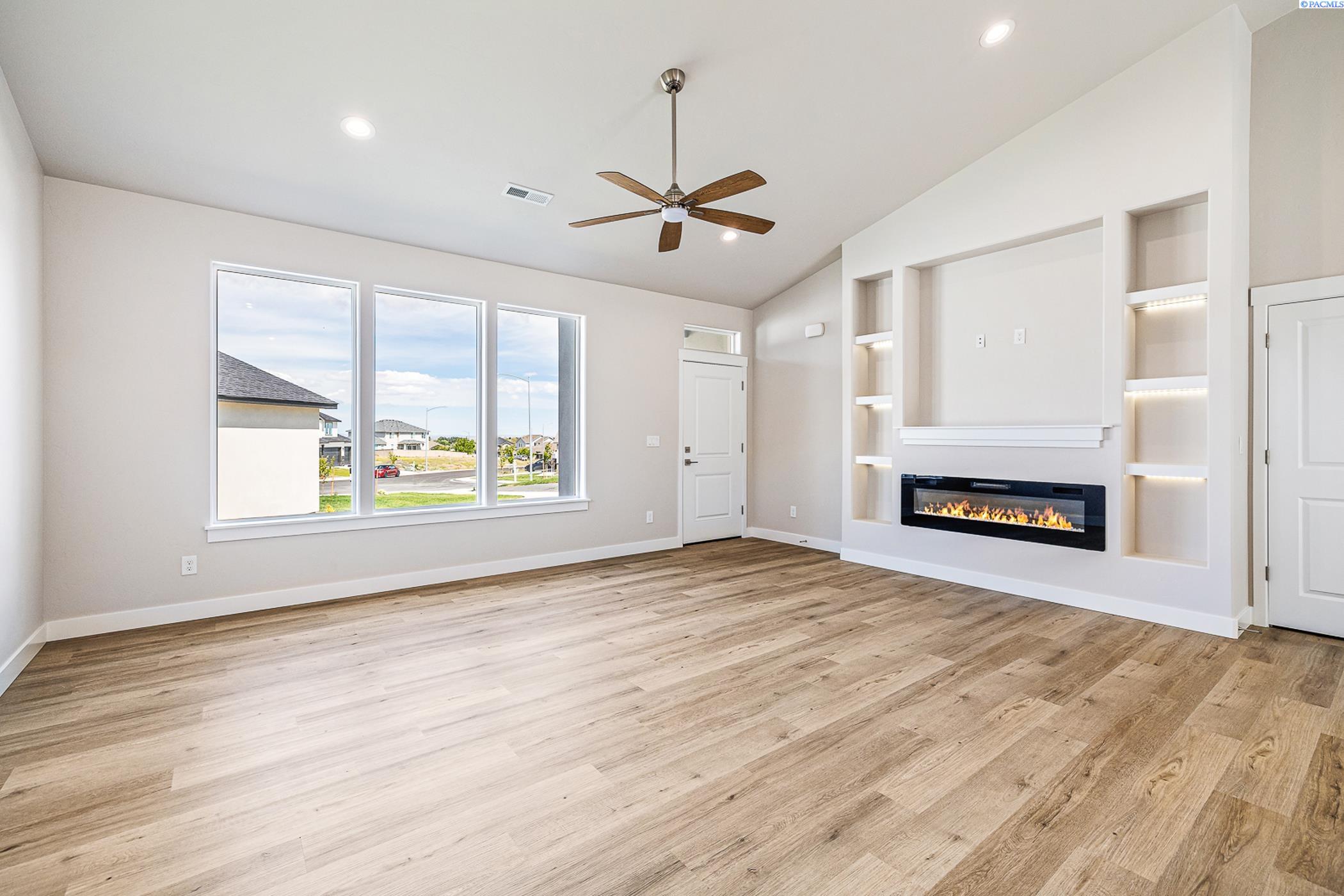 1072 Makah Court