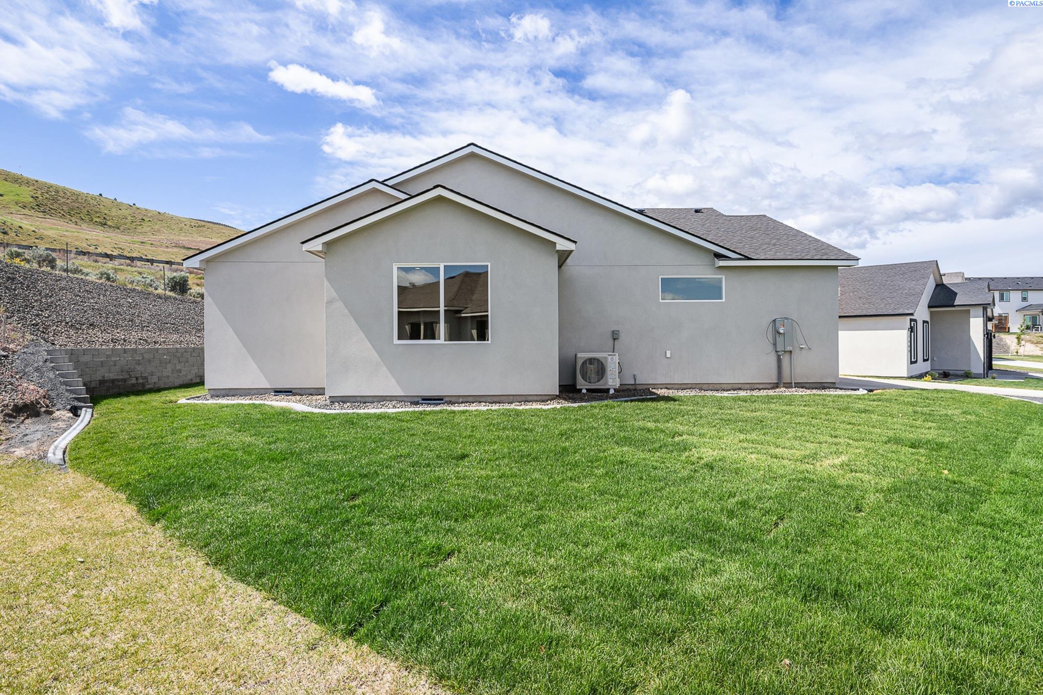 1072 Makah Court