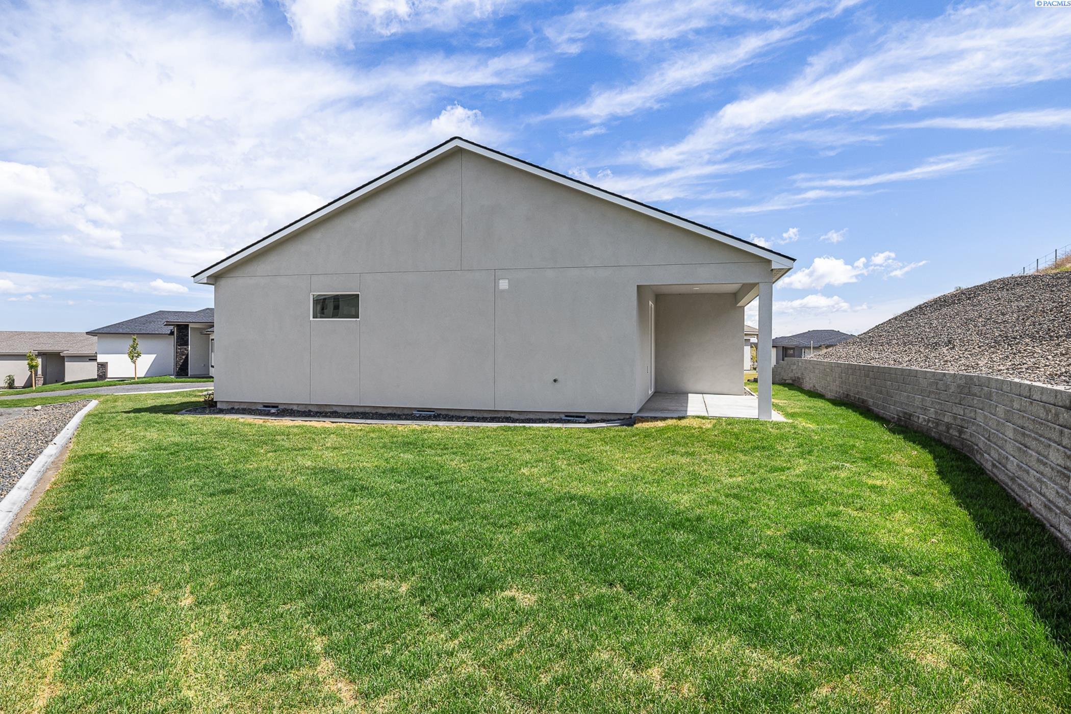 1072 Makah Court