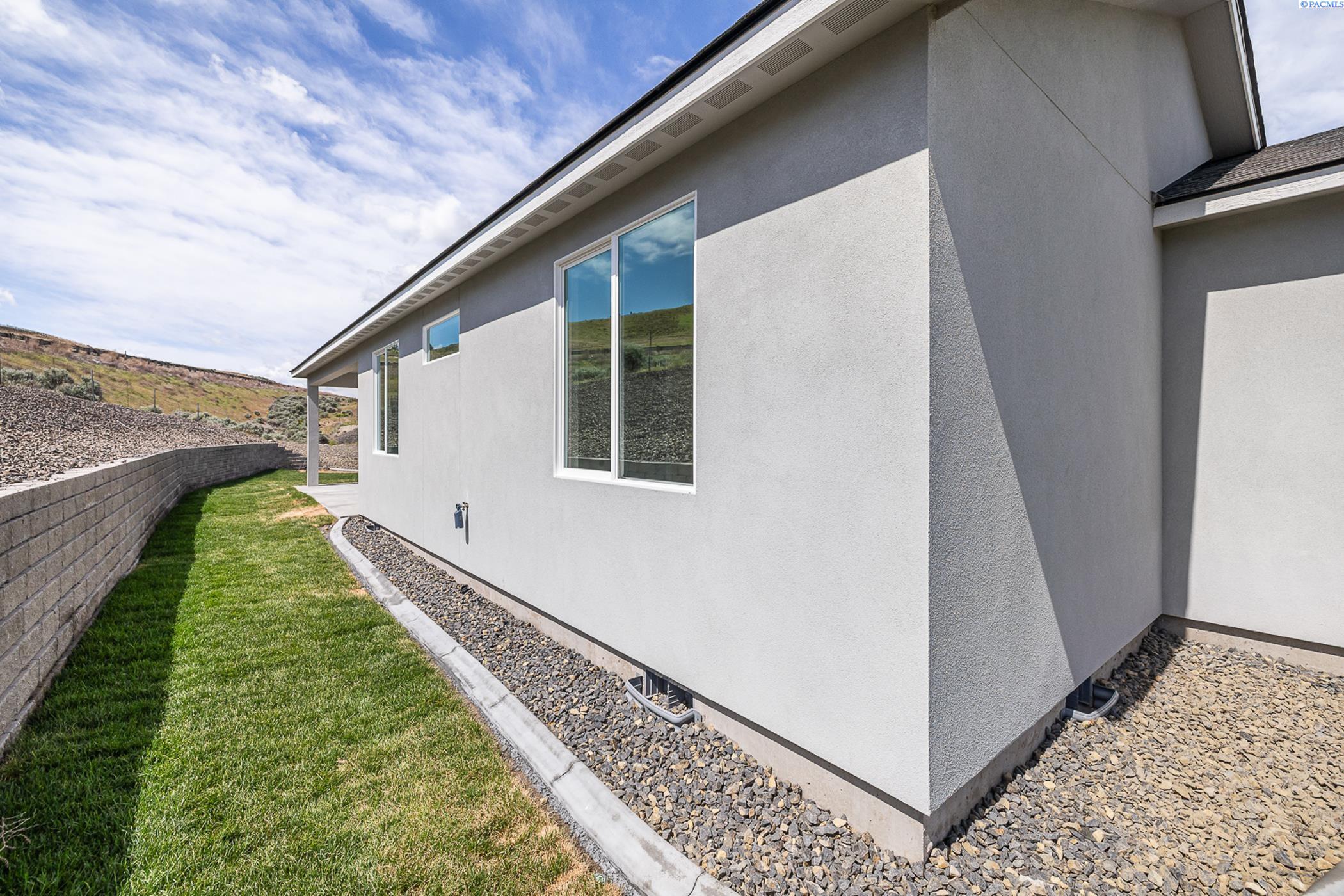 1072 Makah Court