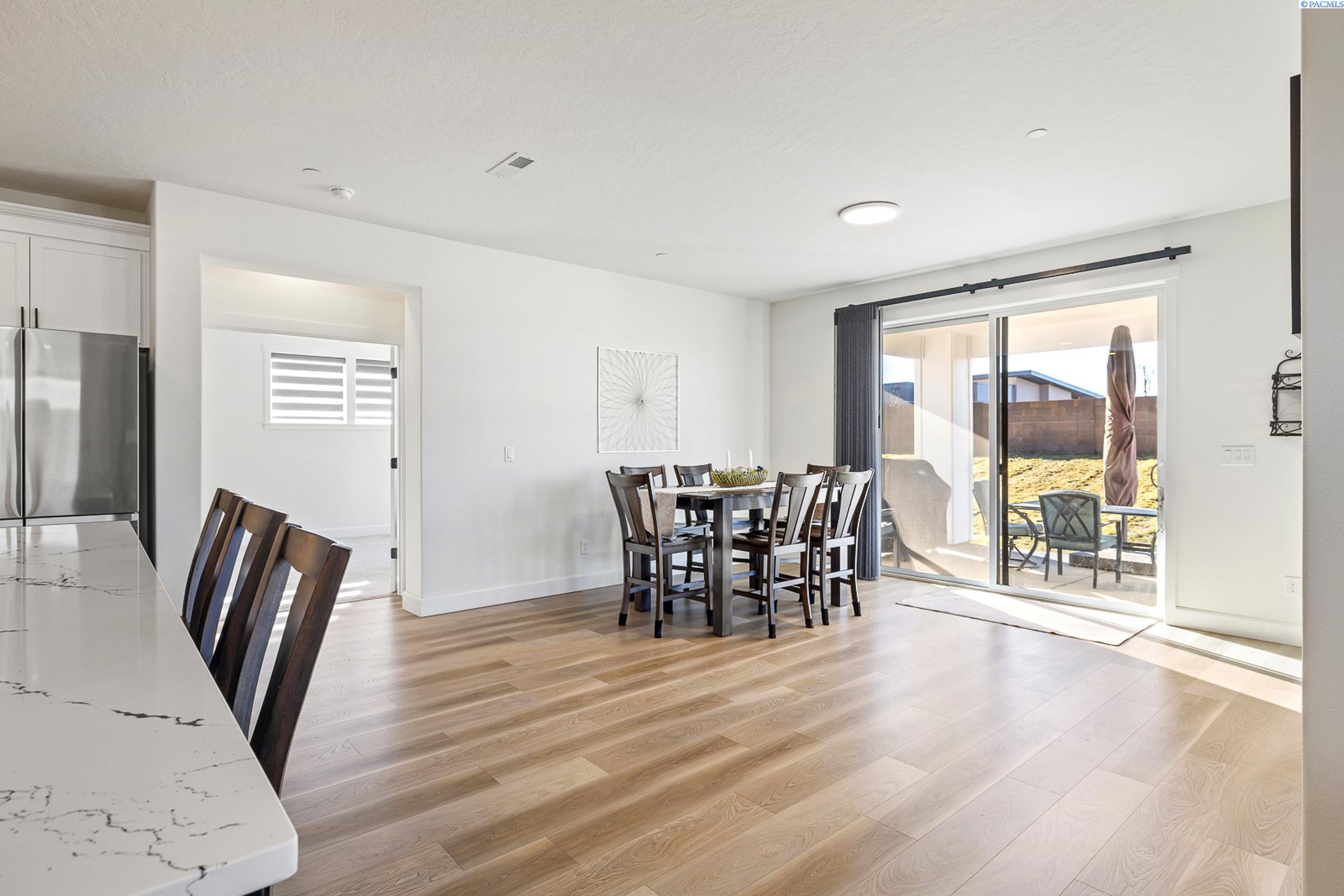 4325 Lolo Way