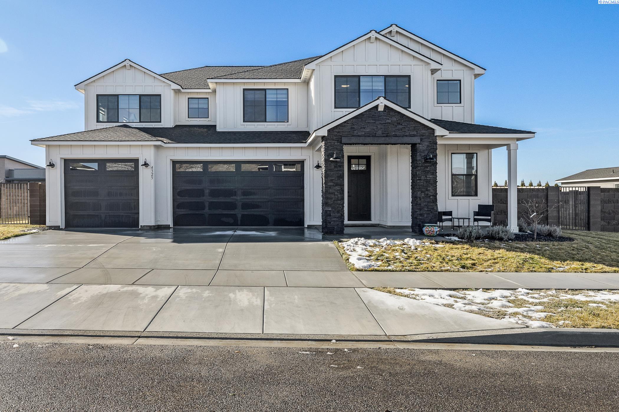 4325 Lolo Way