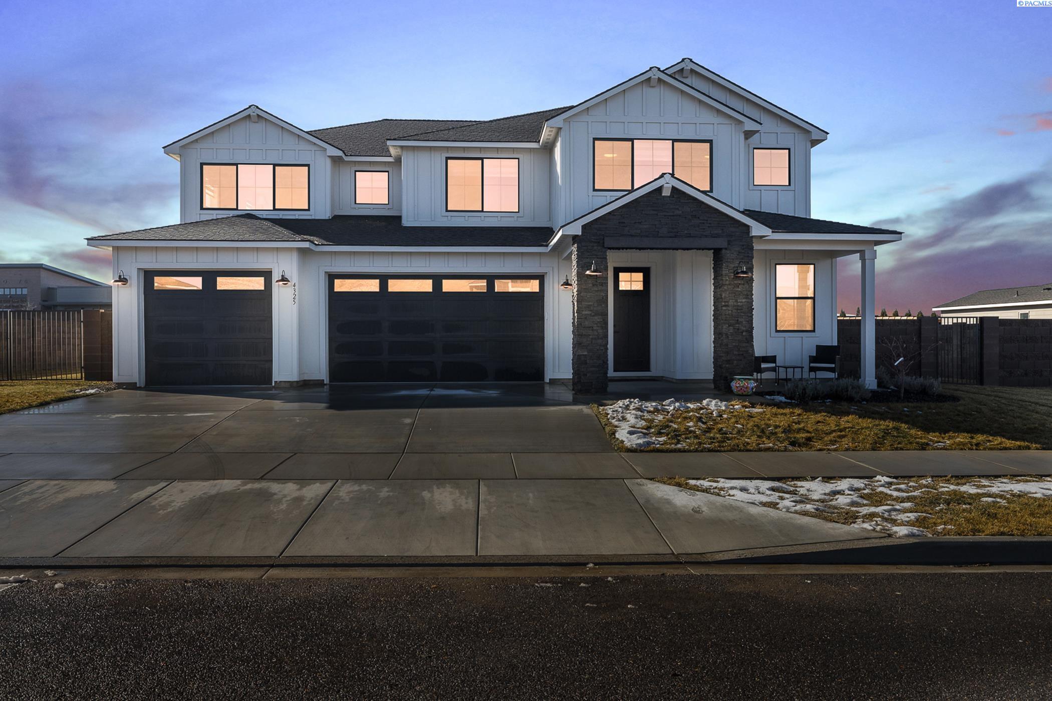 4325 Lolo Way