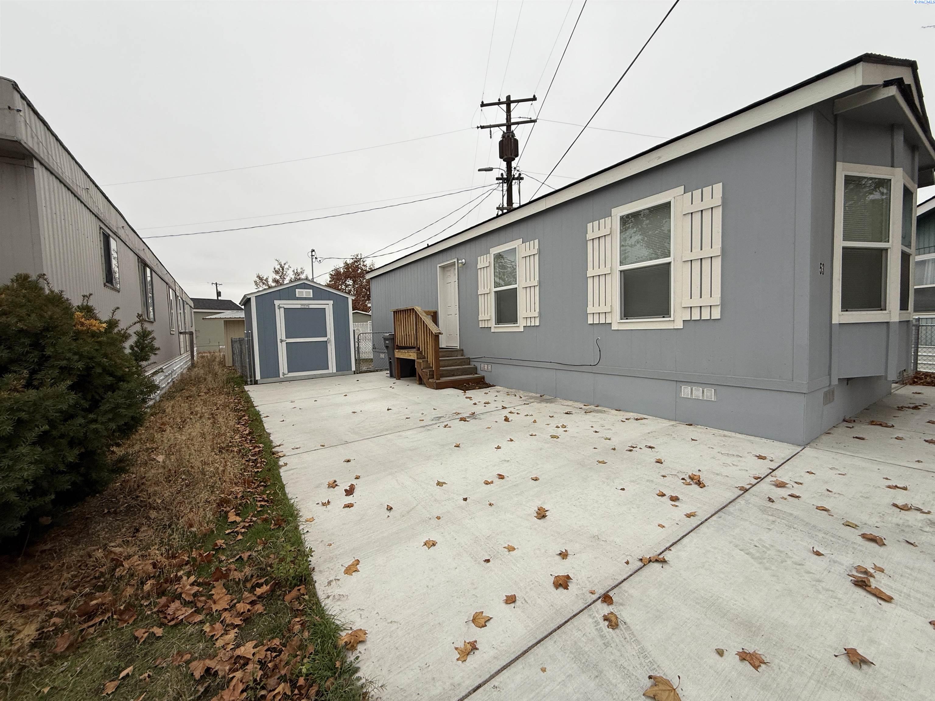 53 Cosmic Lane