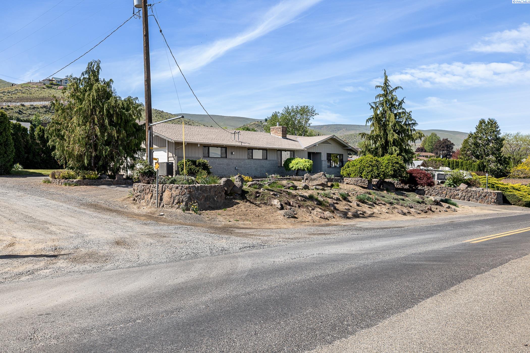 502 Meadowbrook Road
