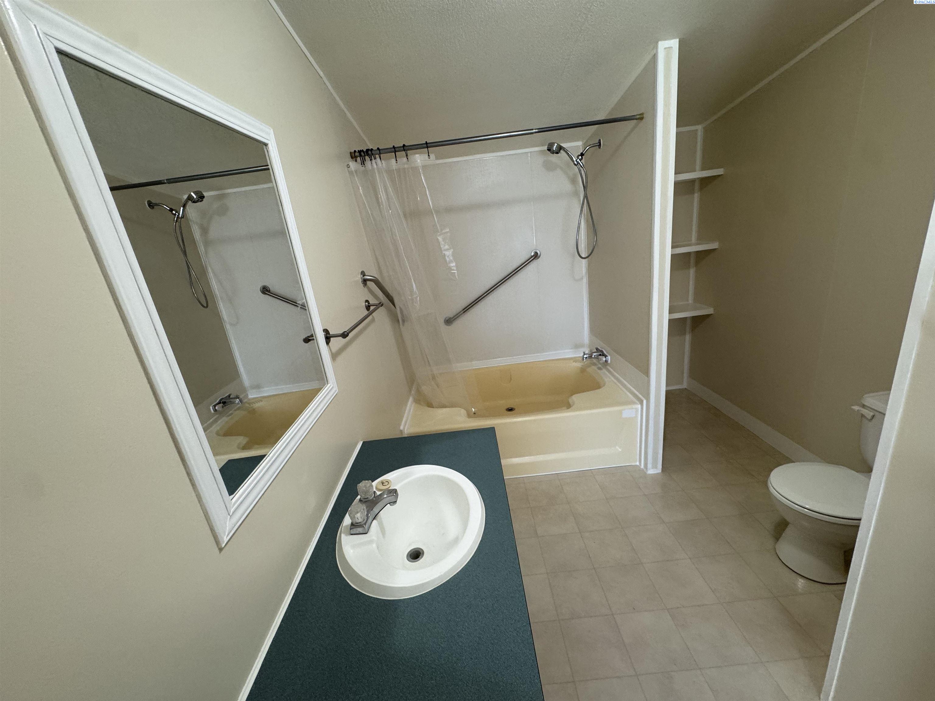 1724 W 45th Avenue # A20