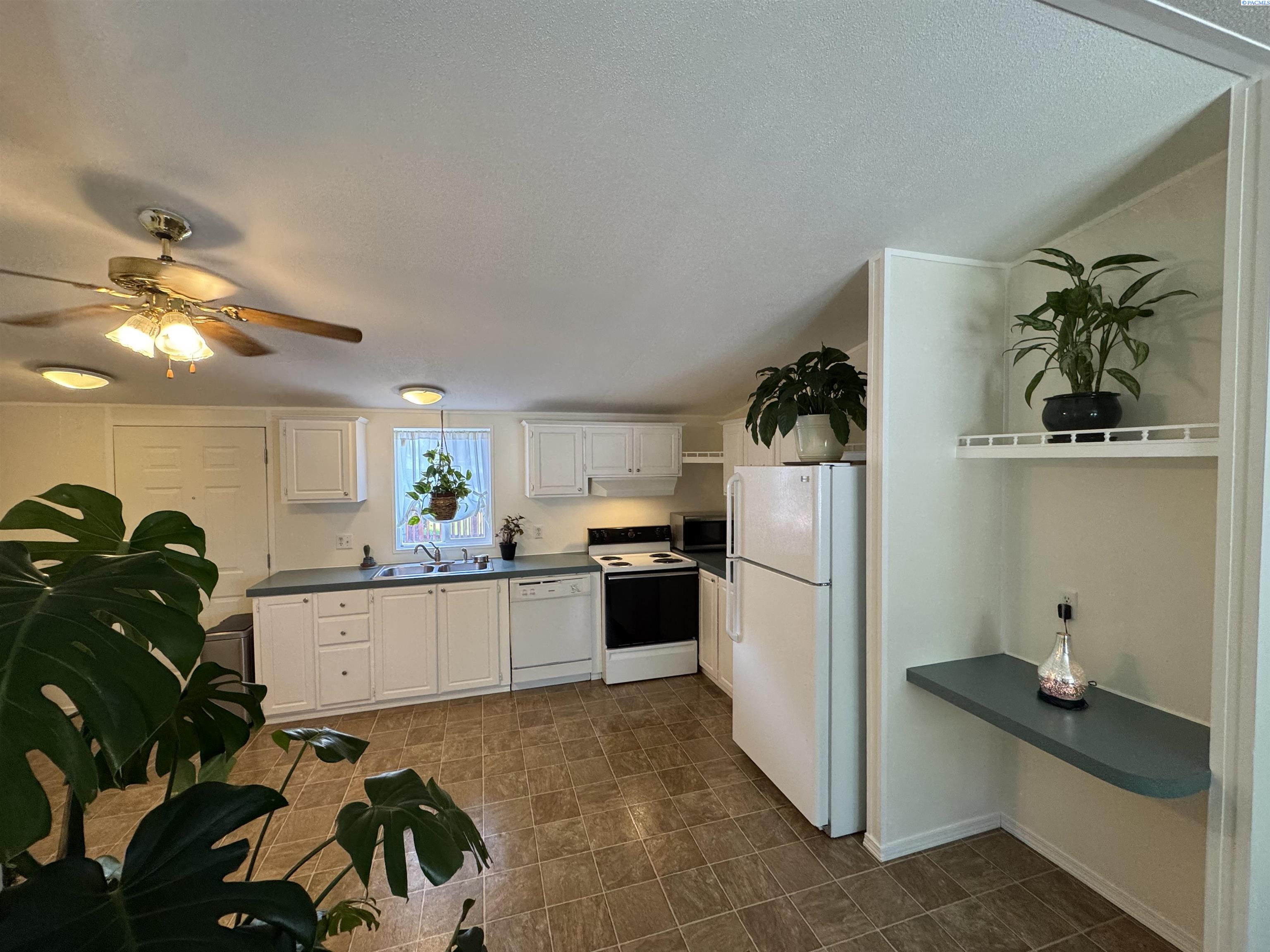 1724 W 45th Avenue # A20