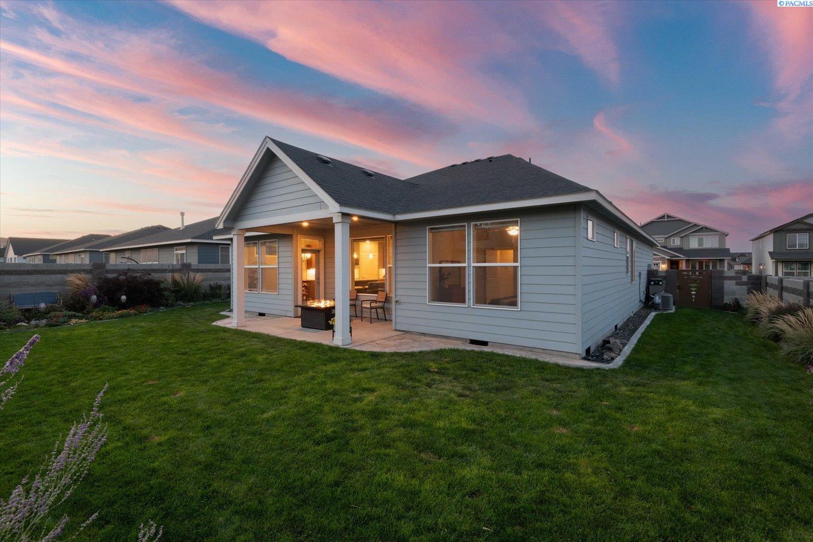 8207 Ballard Loop