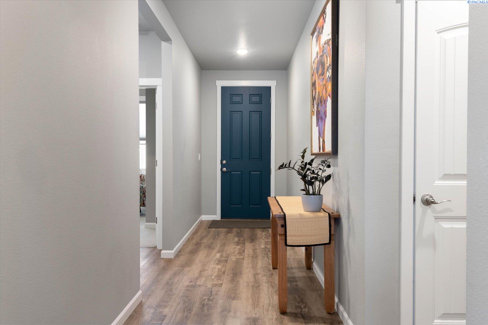 8207 Ballard Loop