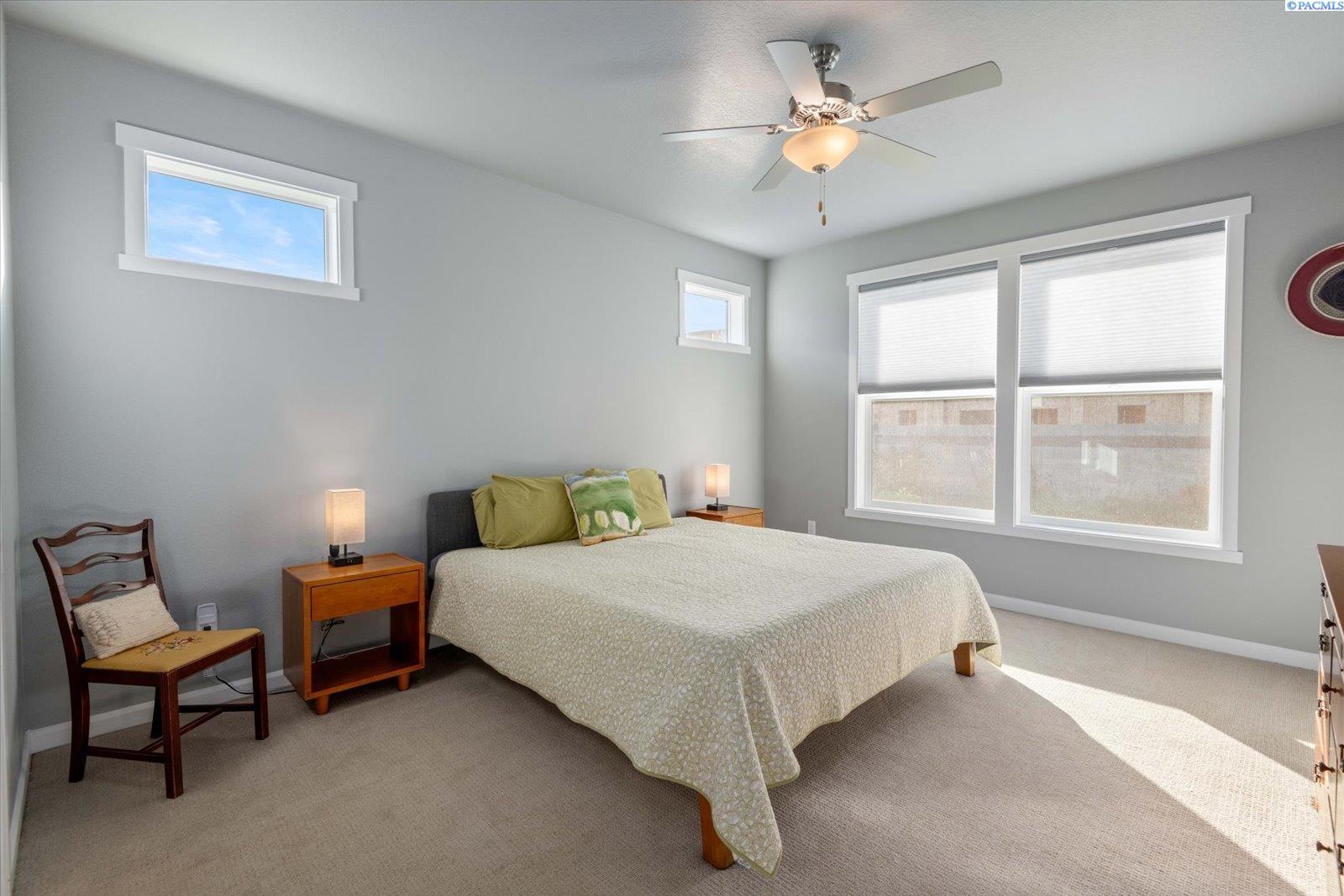 8207 Ballard Loop