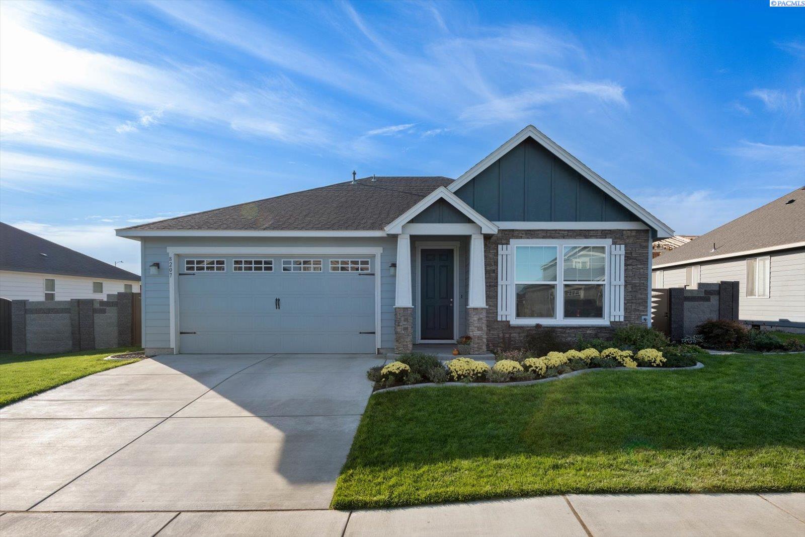 8207 Ballard Loop