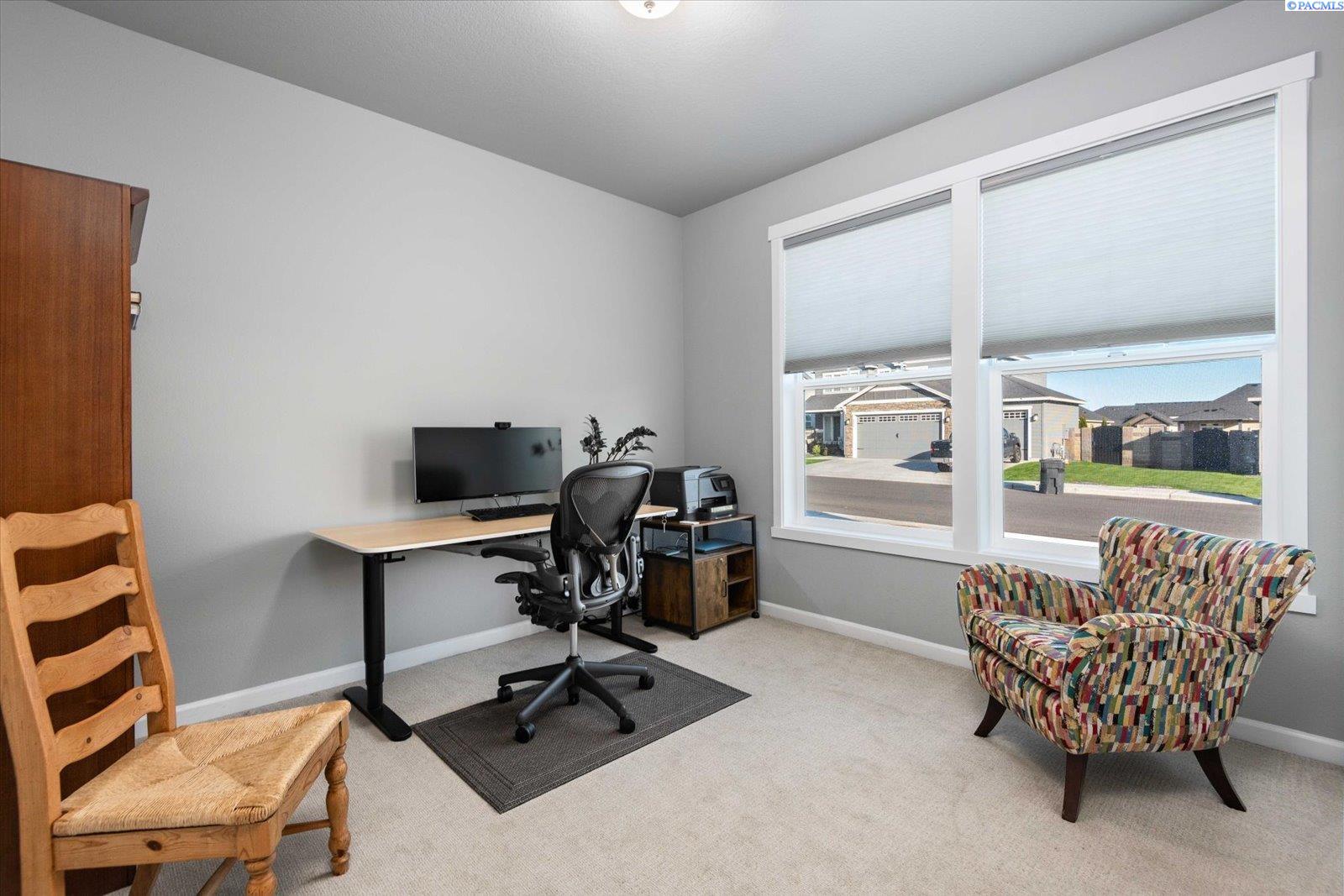 8207 Ballard Loop