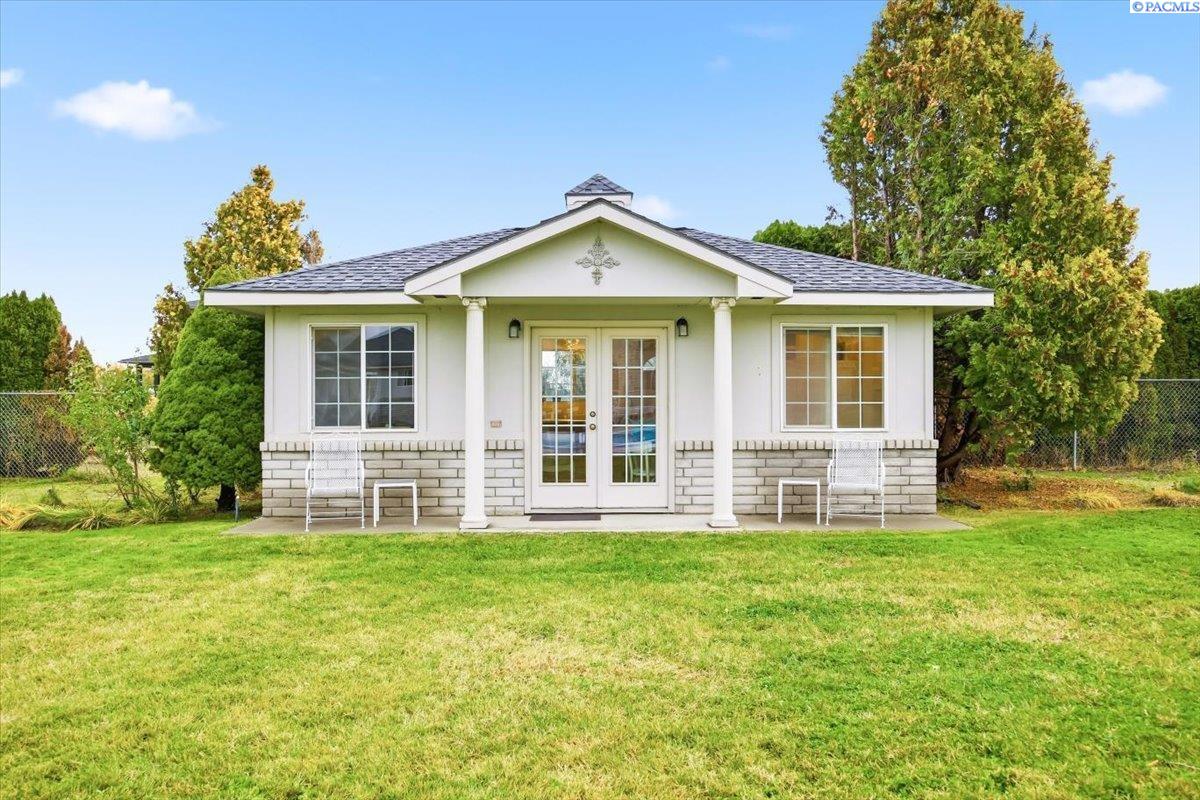 1709 N Road 80