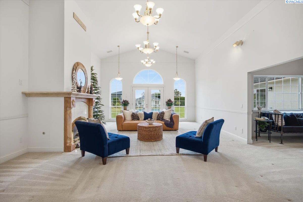 1709 N Road 80
