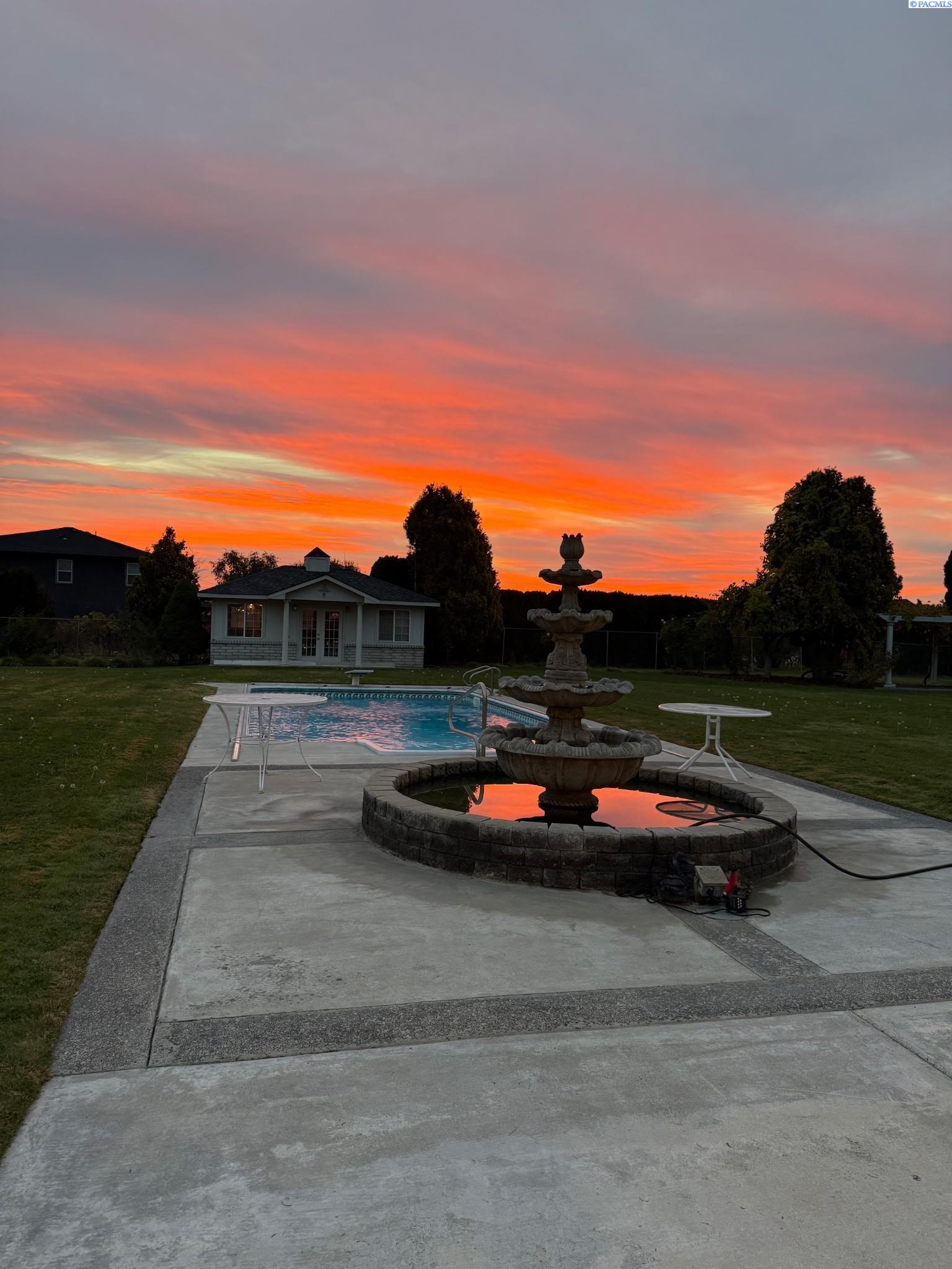 1709 N Road 80