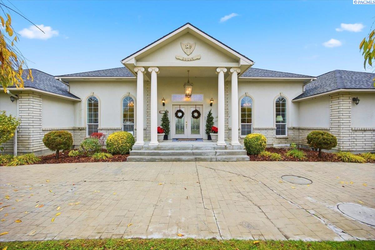 1709 N Road 80