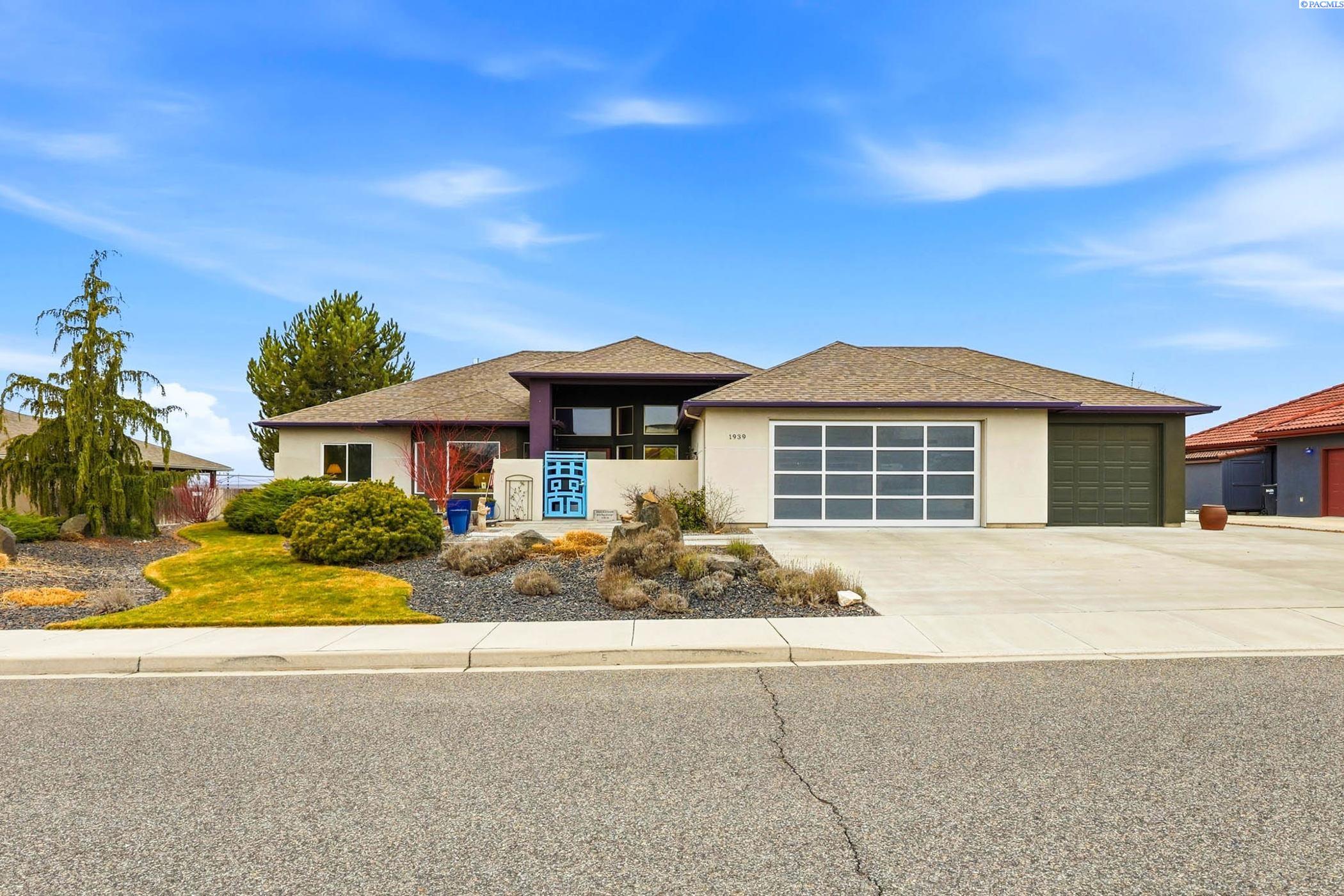 1939 Sunshine Avenue
