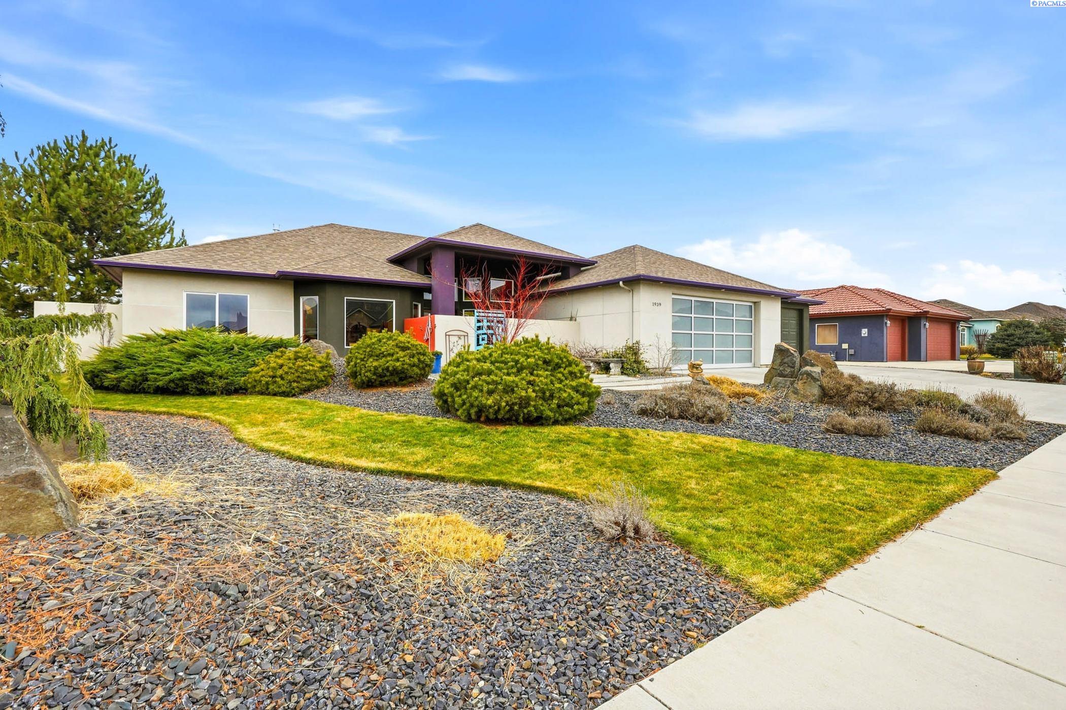 1939 Sunshine Avenue