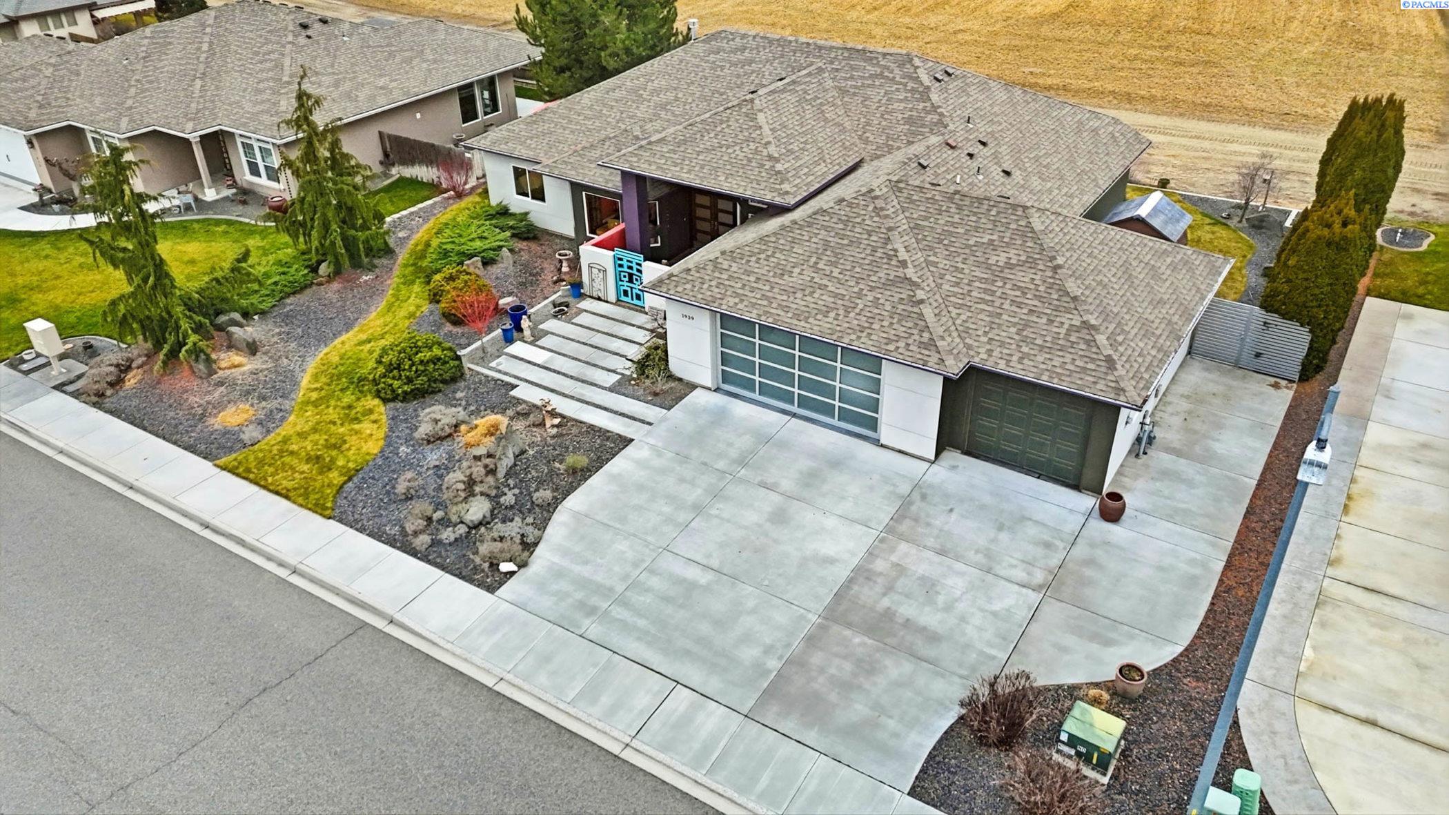 1939 Sunshine Avenue