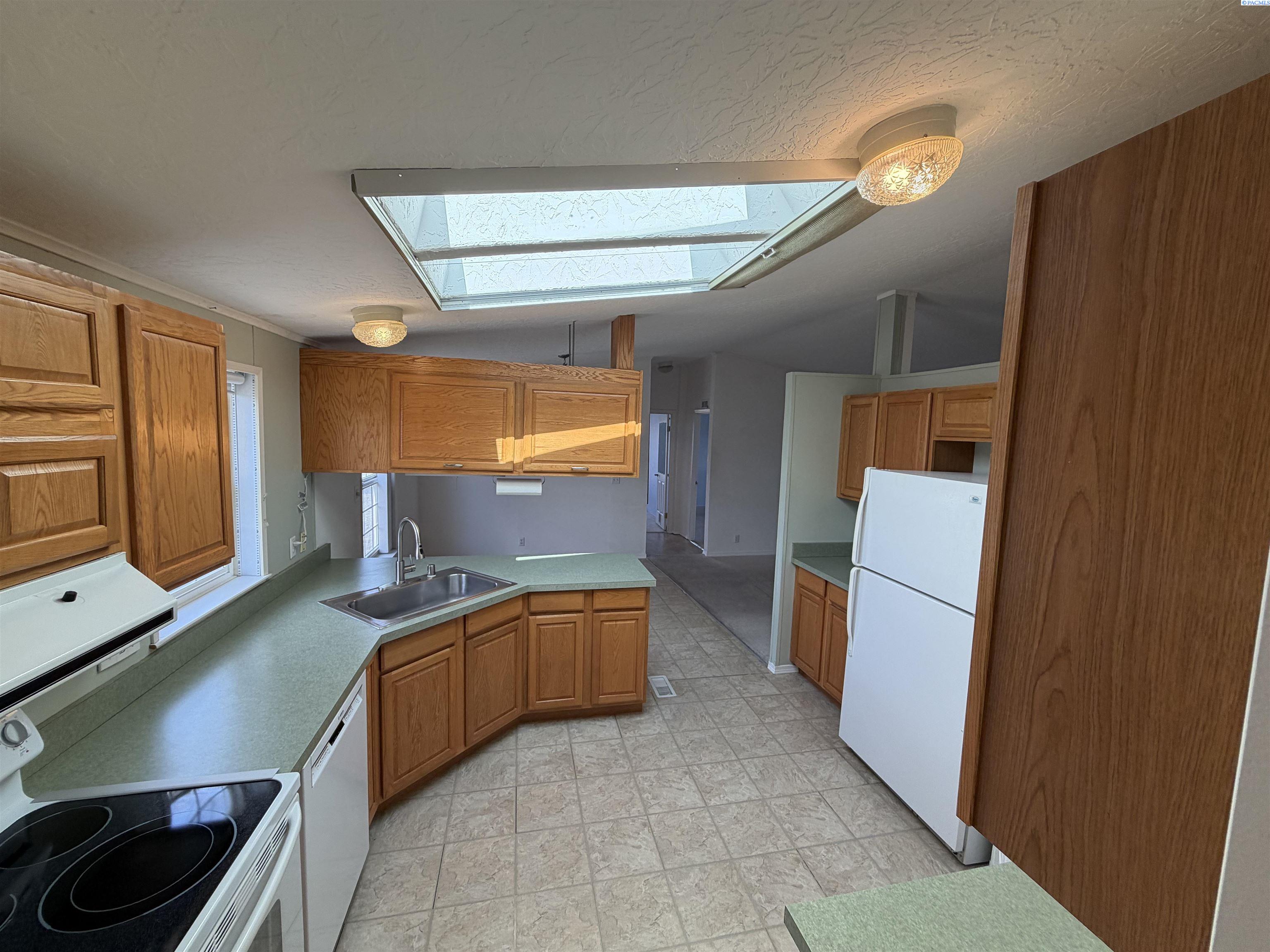 212 Crestwood Drive