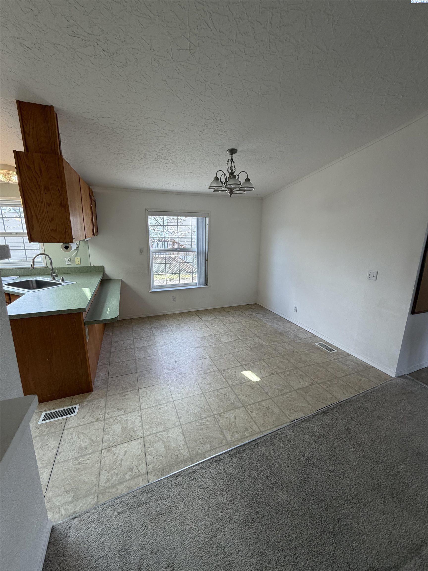 212 Crestwood Drive