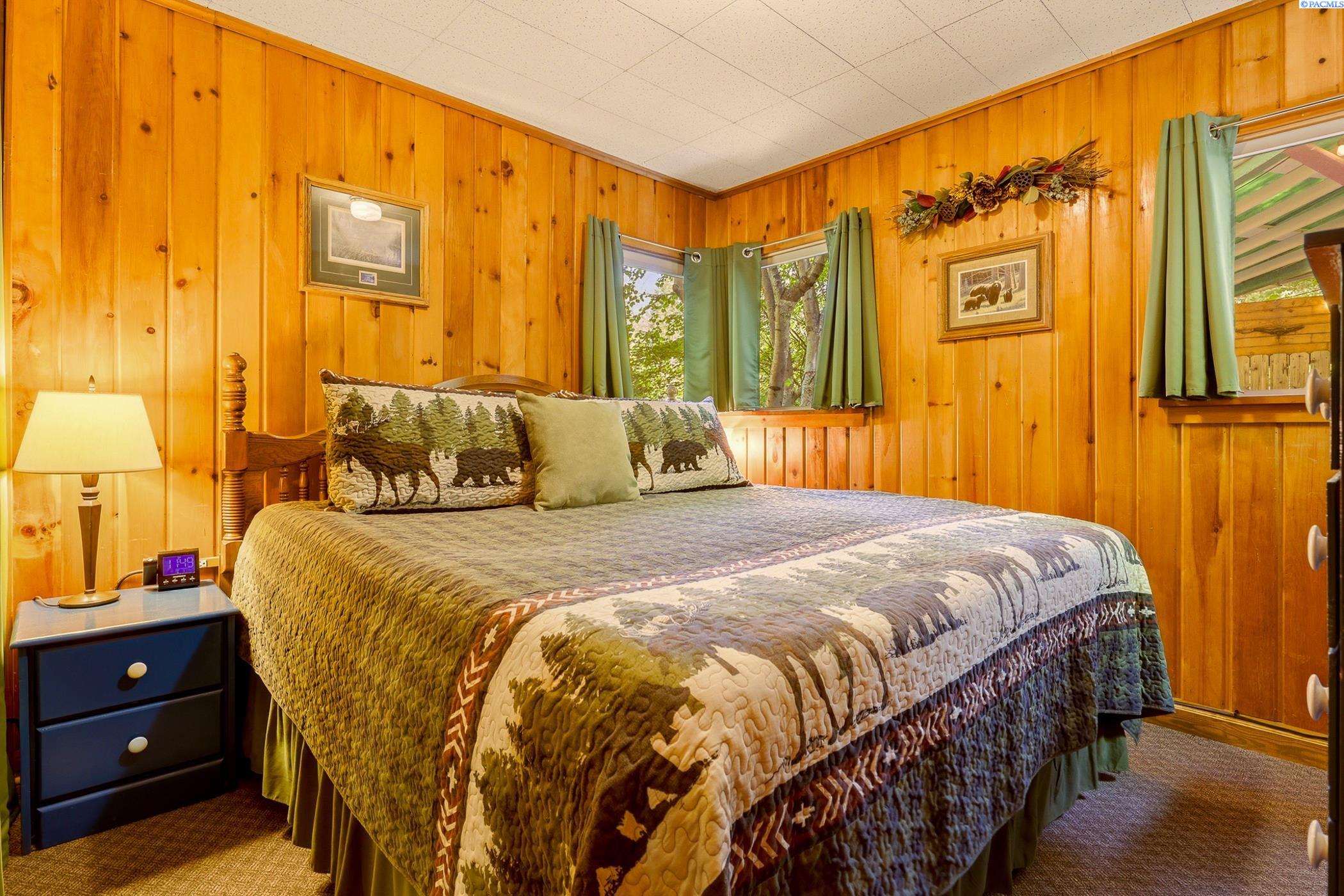 110 Mountain Home Park