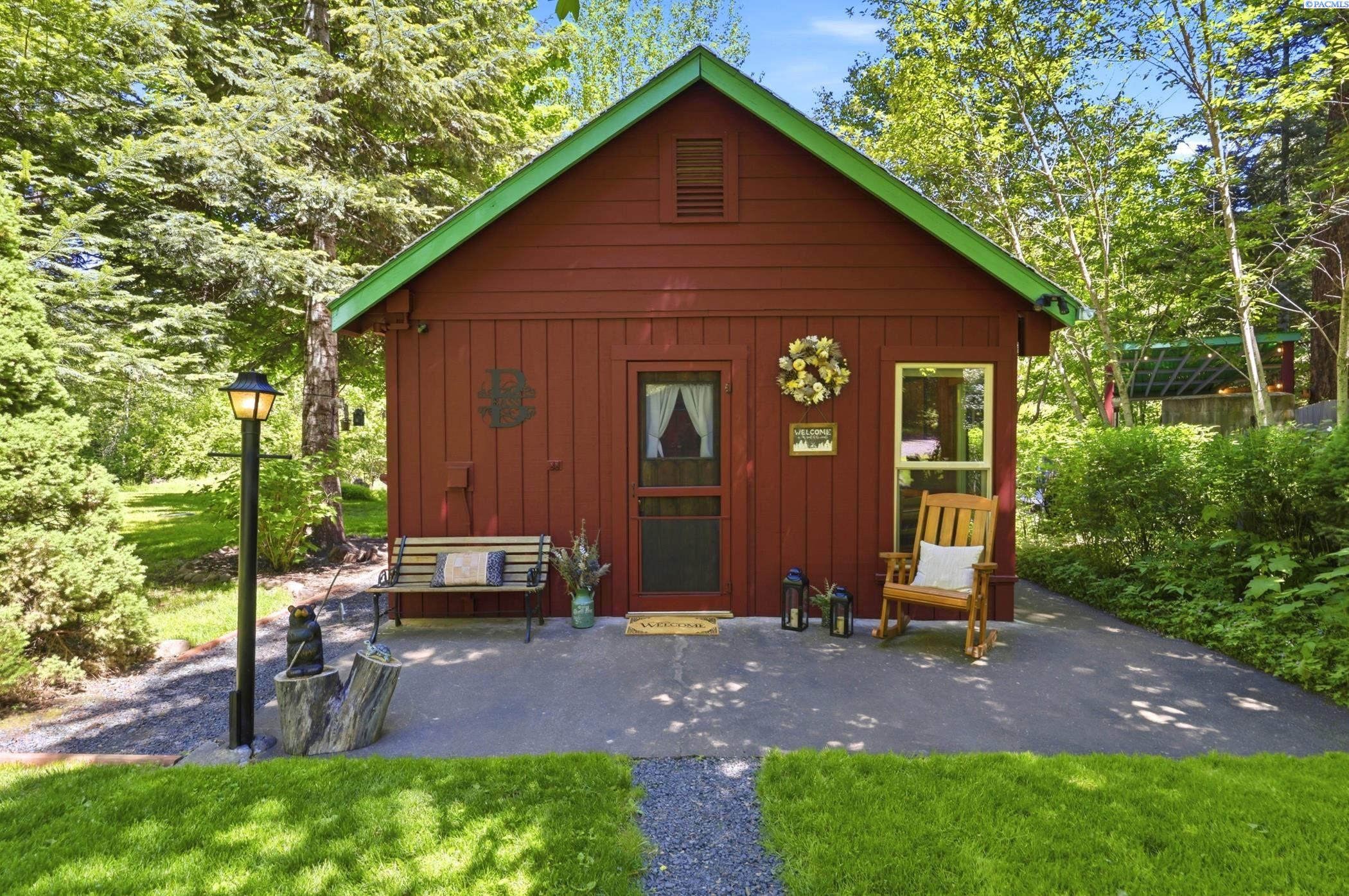 110 Mountain Home Park