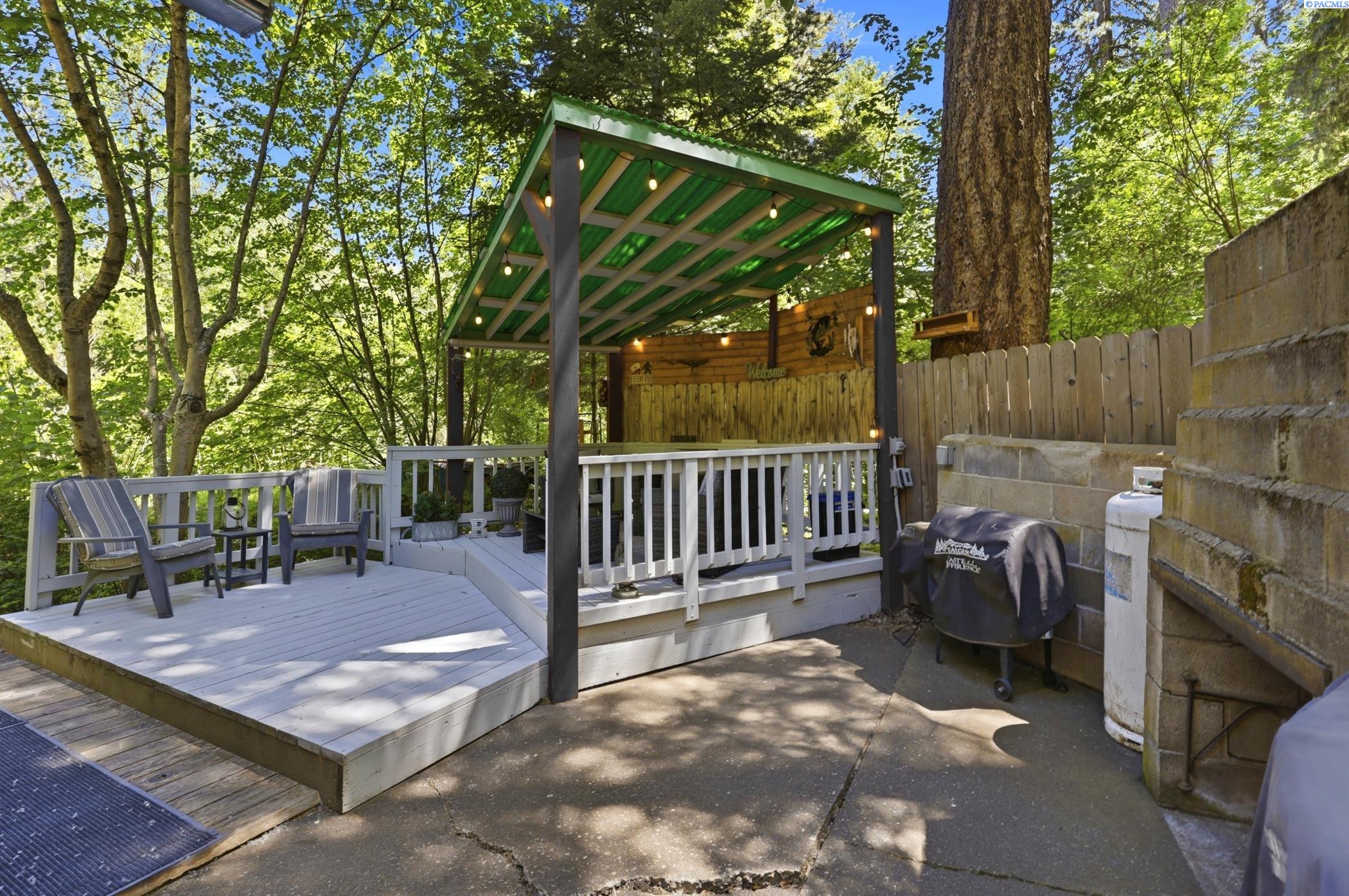 110 Mountain Home Park