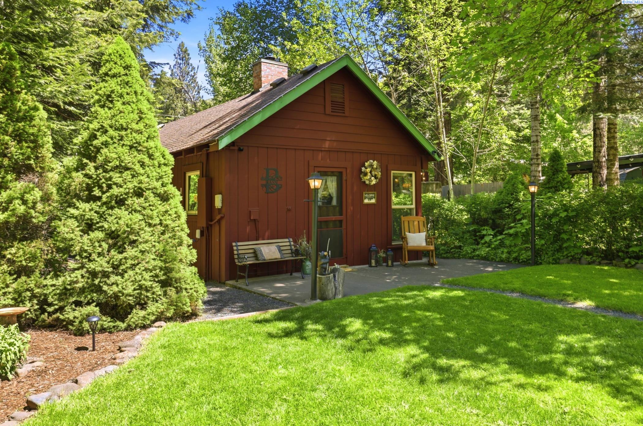 110 Mountain Home Park