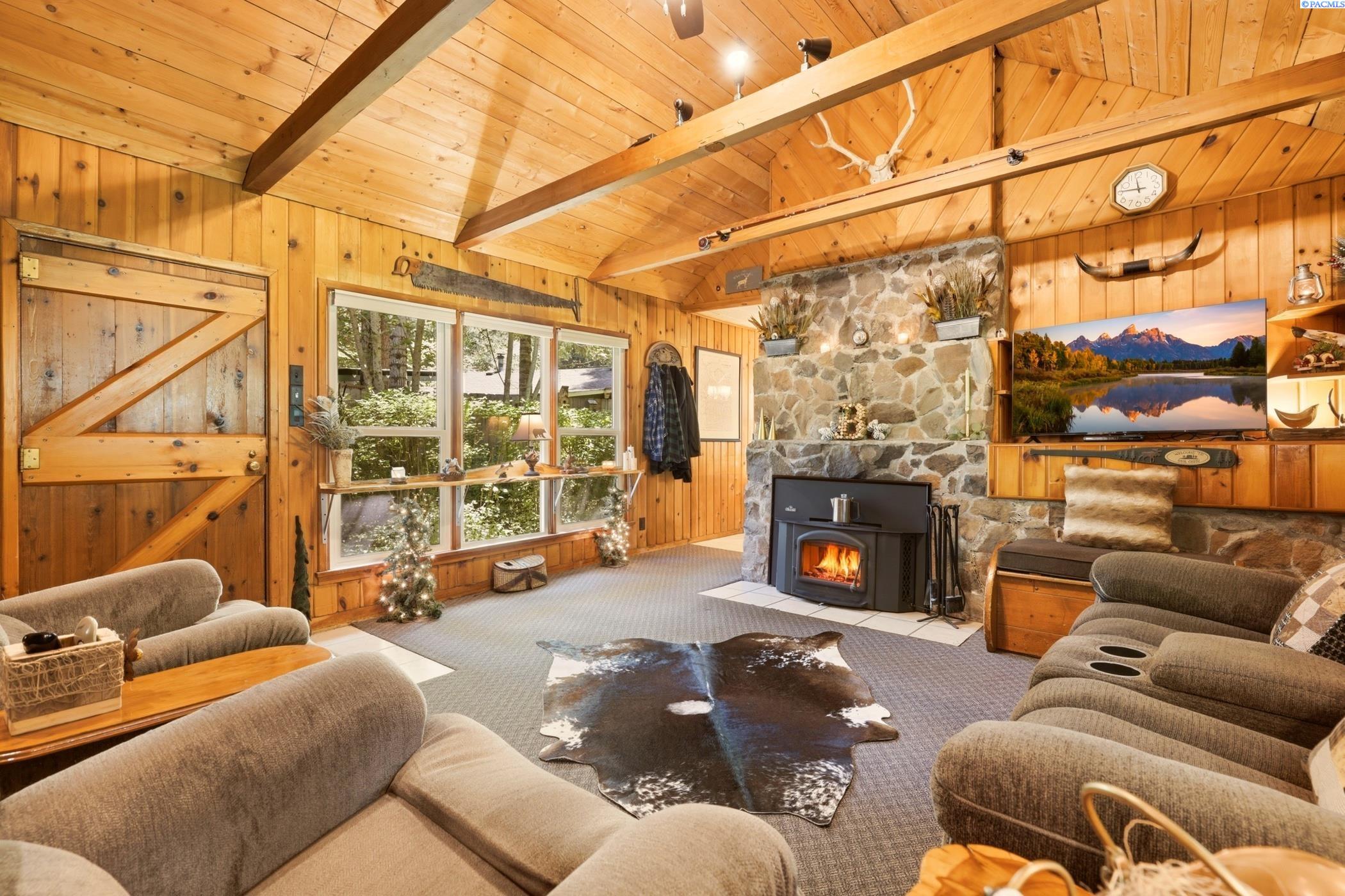 110 Mountain Home Park