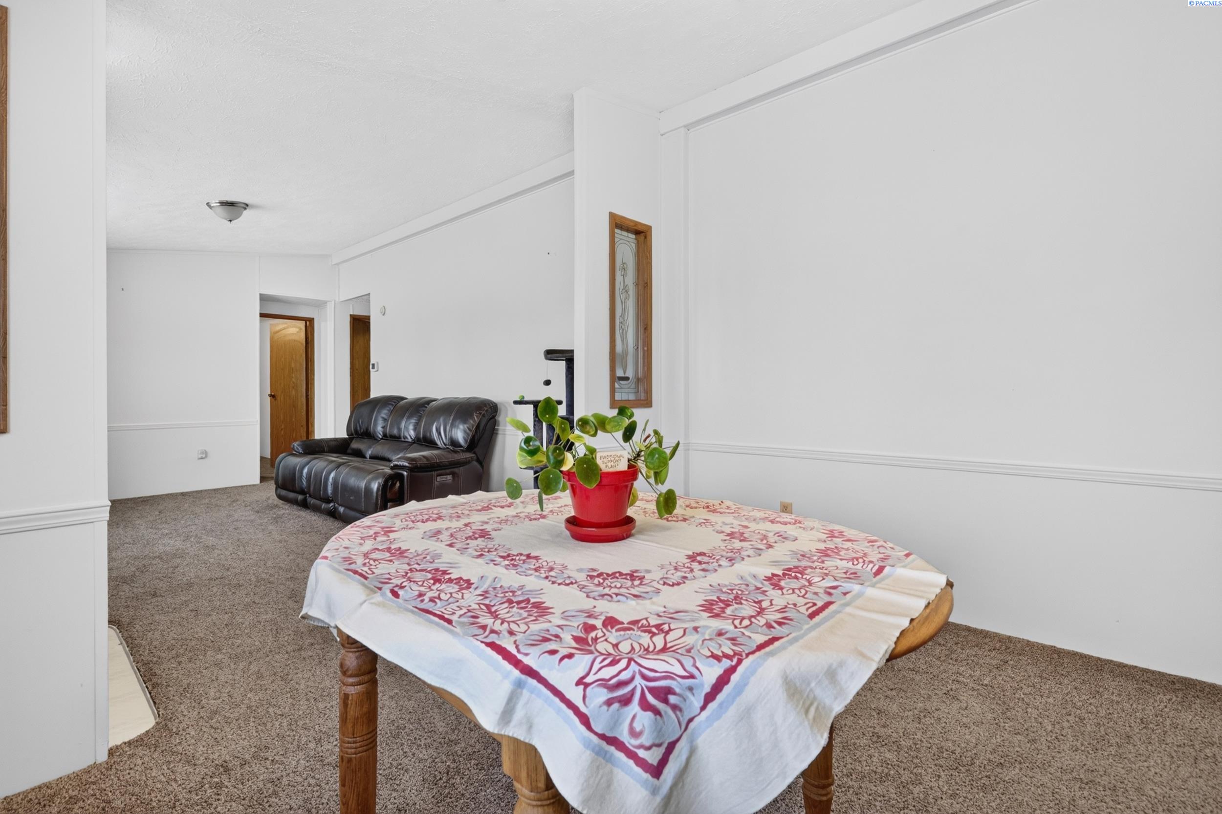 42605 E Red Mountain Road