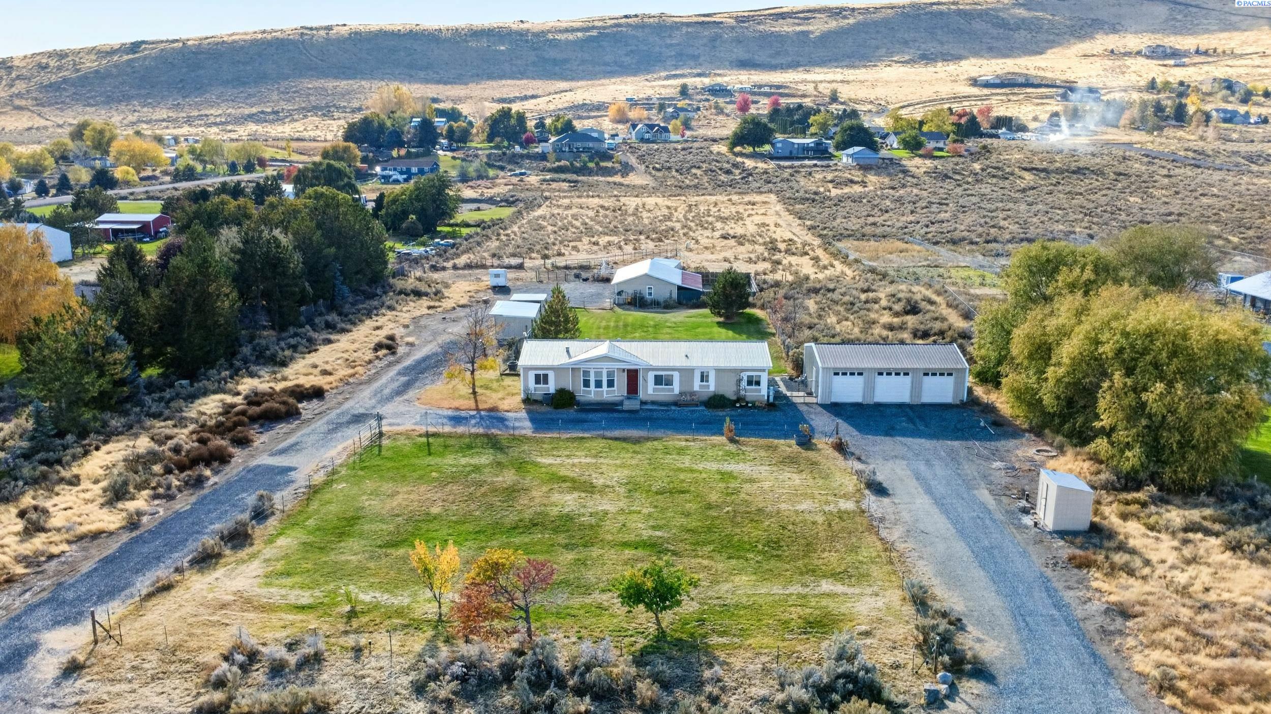42605 E Red Mountain Road