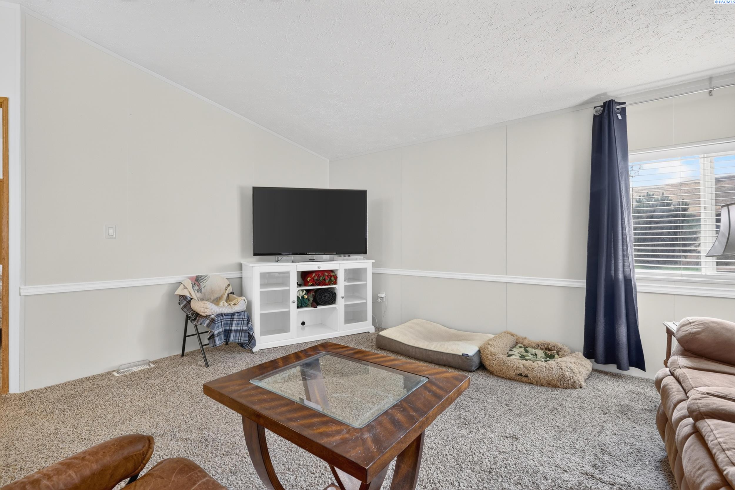 42605 E Red Mountain Road