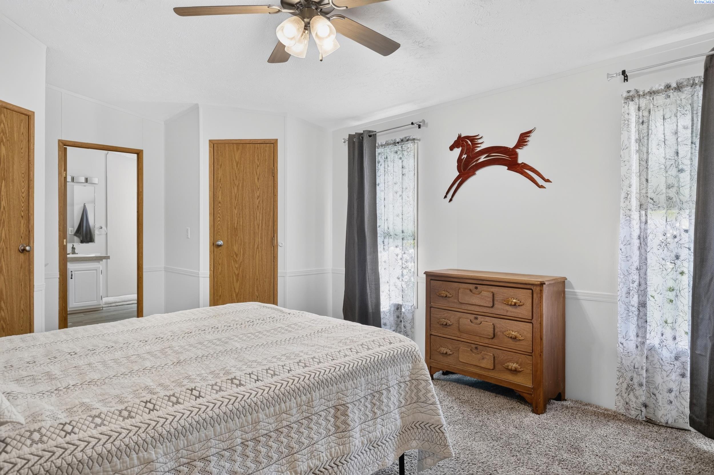 42605 E Red Mountain Road