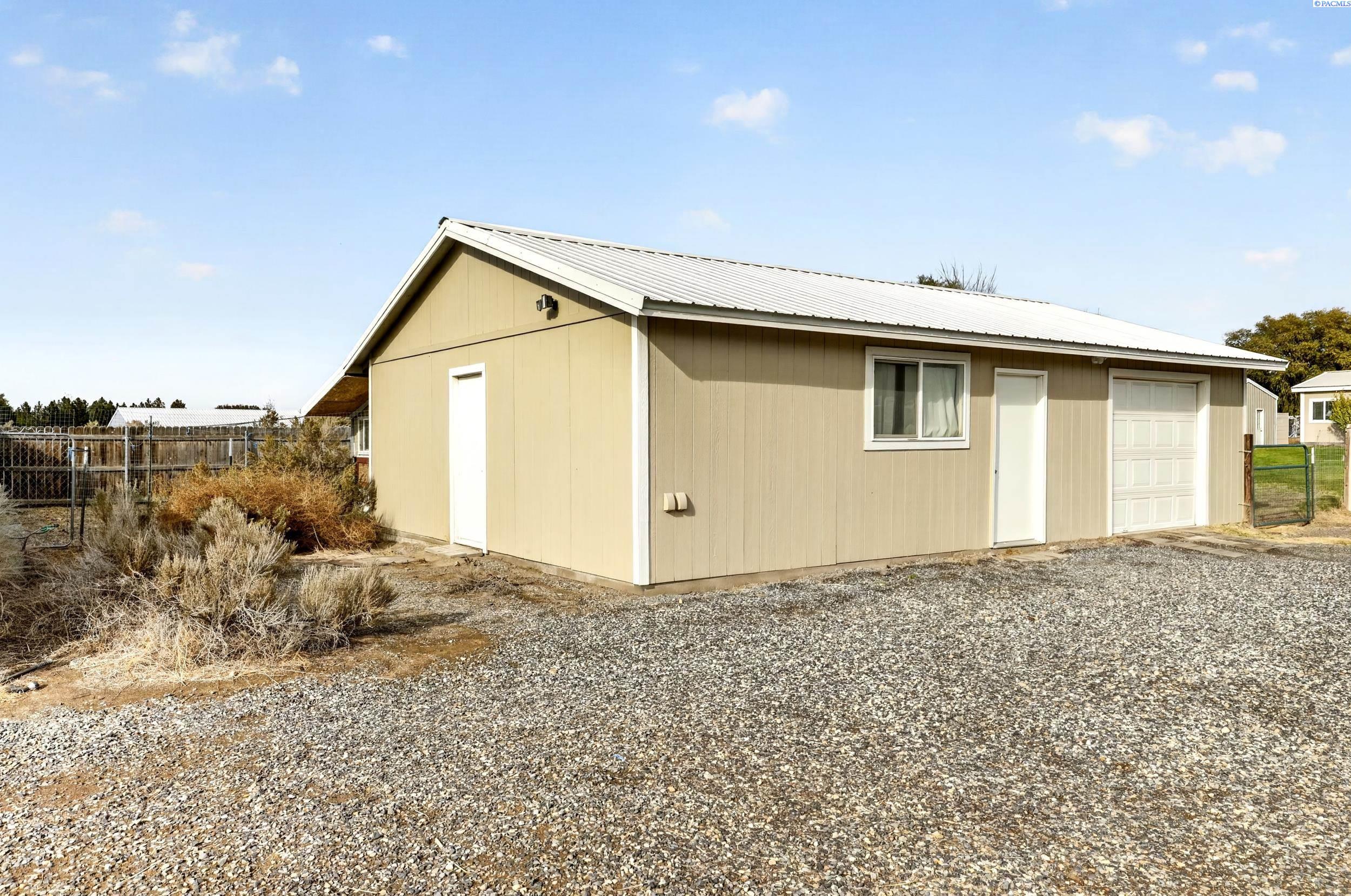 42605 E Red Mountain Road