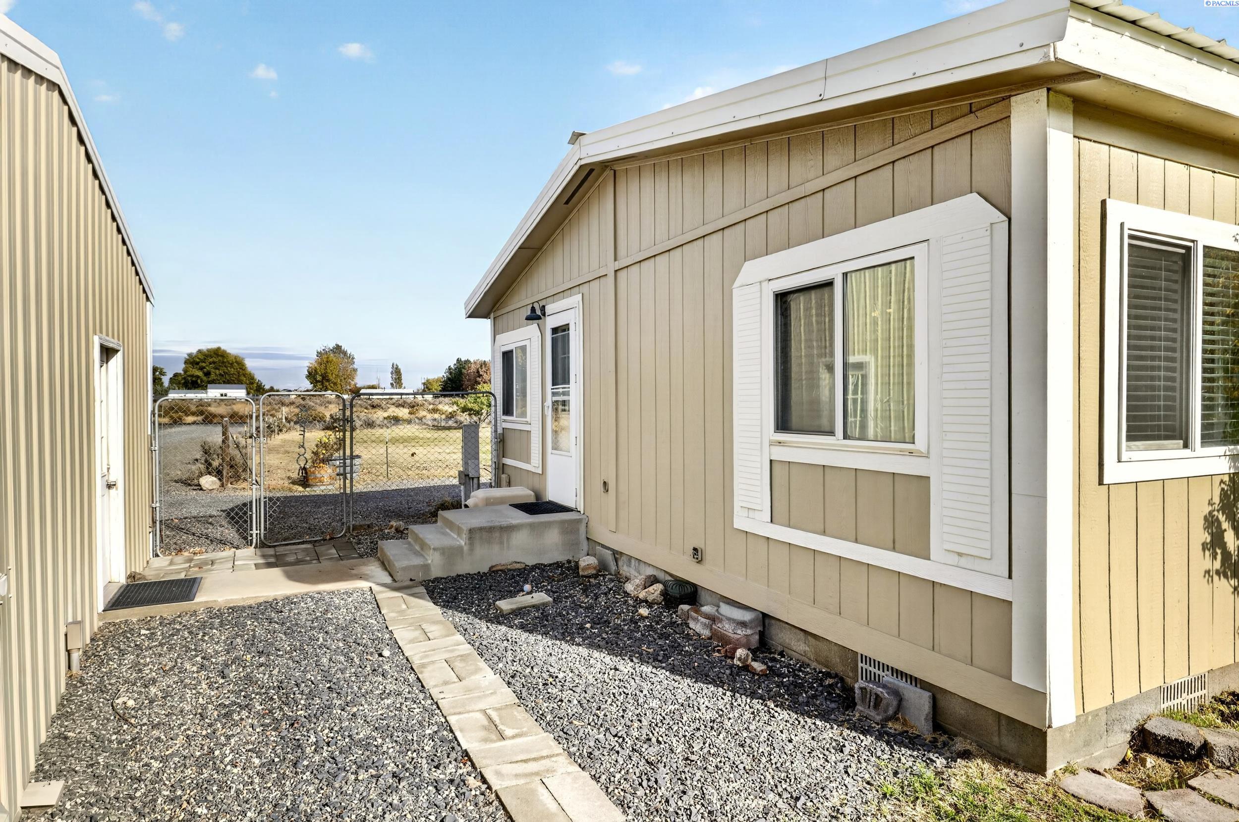 42605 E Red Mountain Road