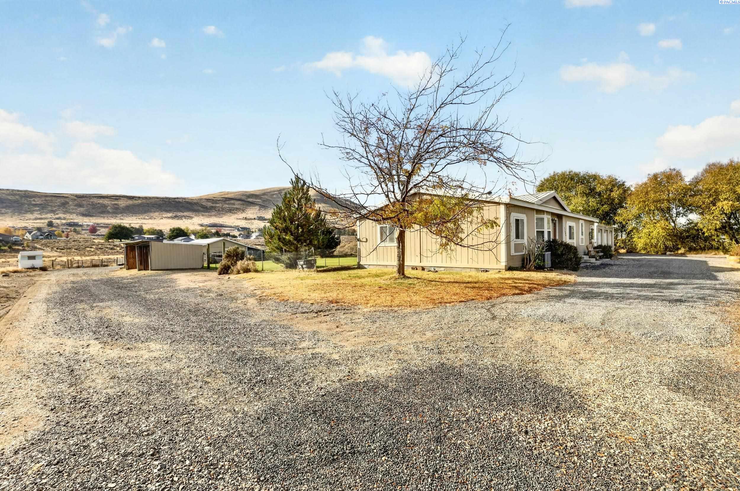 42605 E Red Mountain Road